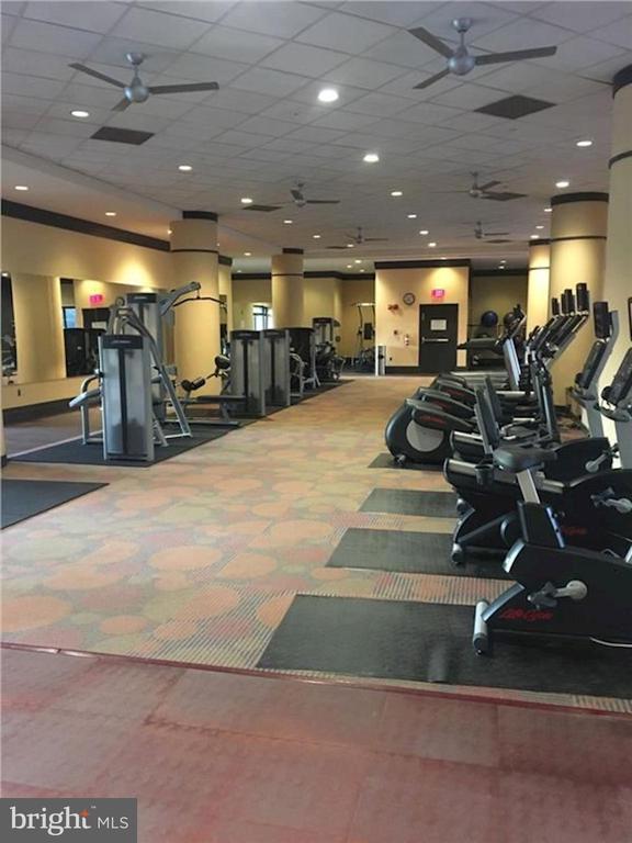 4500 S Four Mile Run Dr #1006