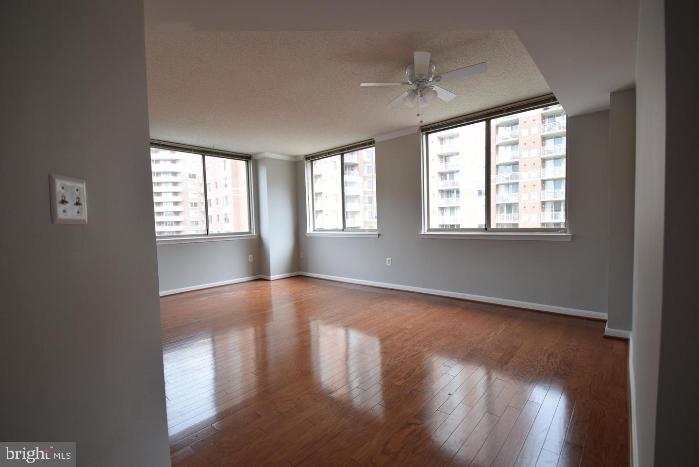 3835 9TH ST N #1007E