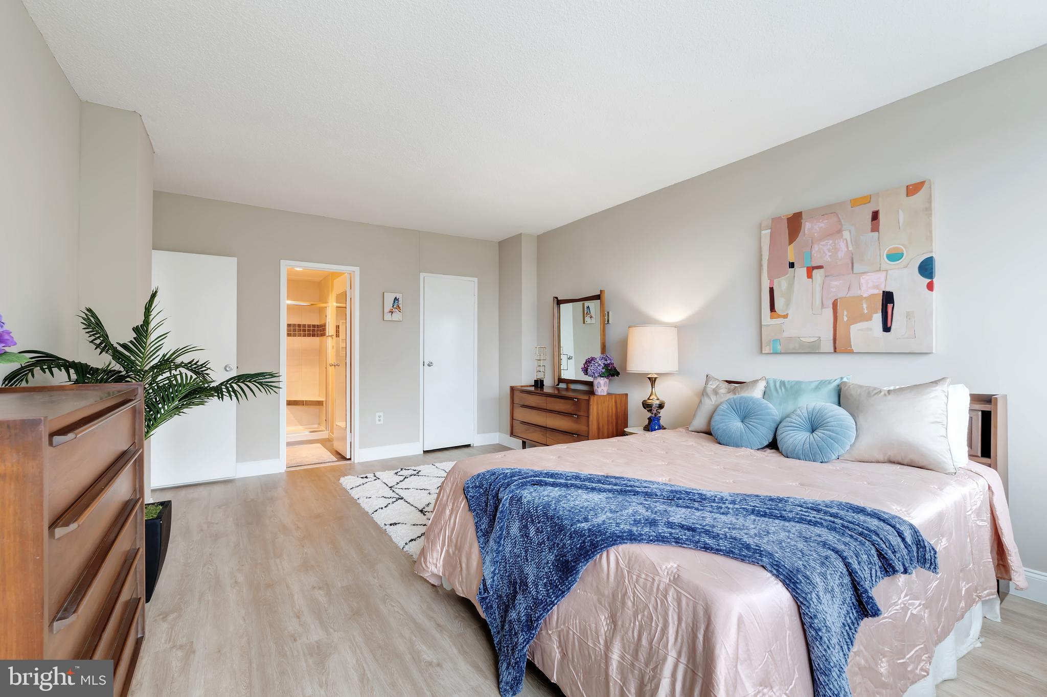 4141 N HENDERSON ROAD 805