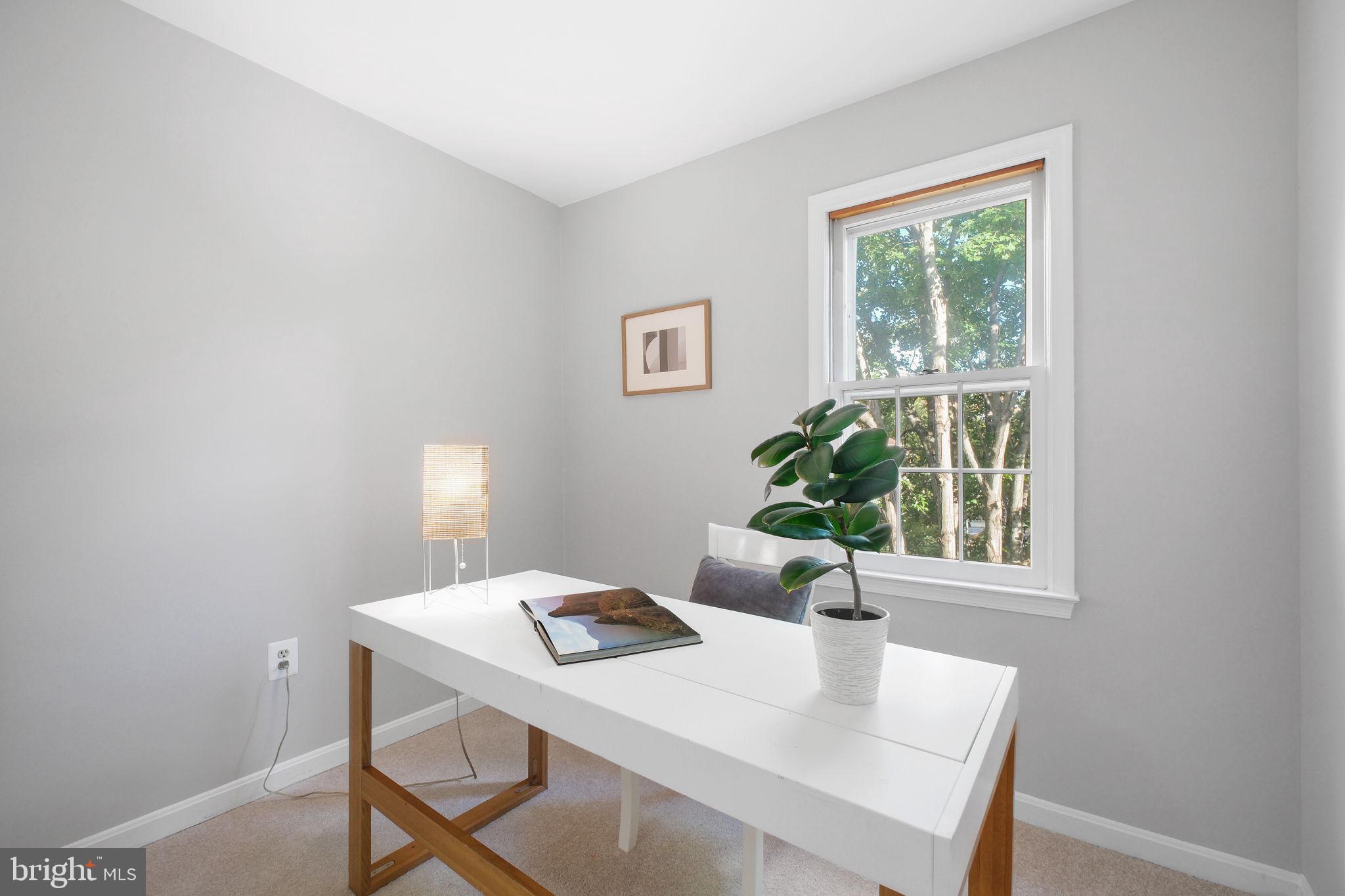 16 S MANCHESTER STREET