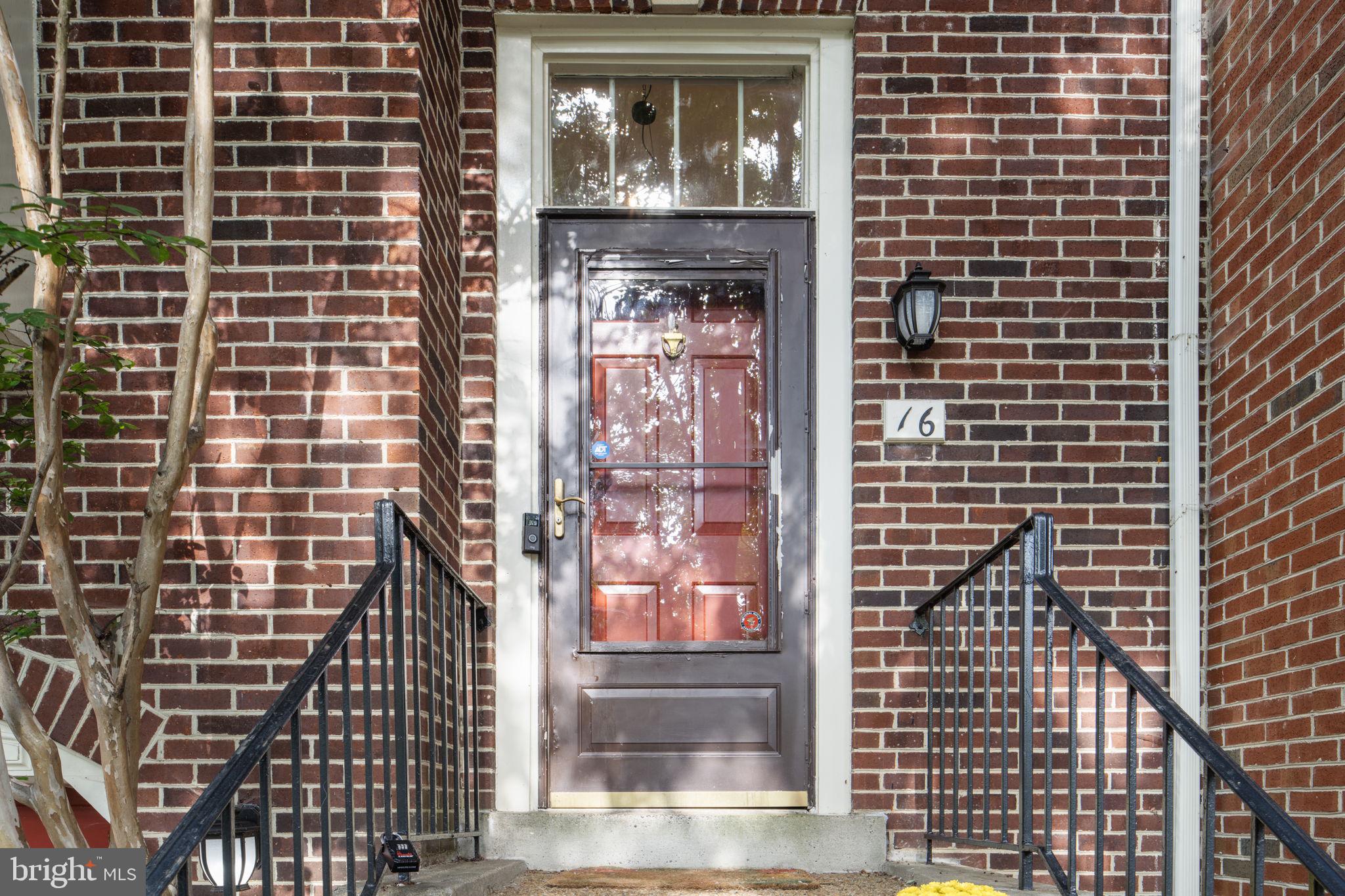 16 S MANCHESTER STREET