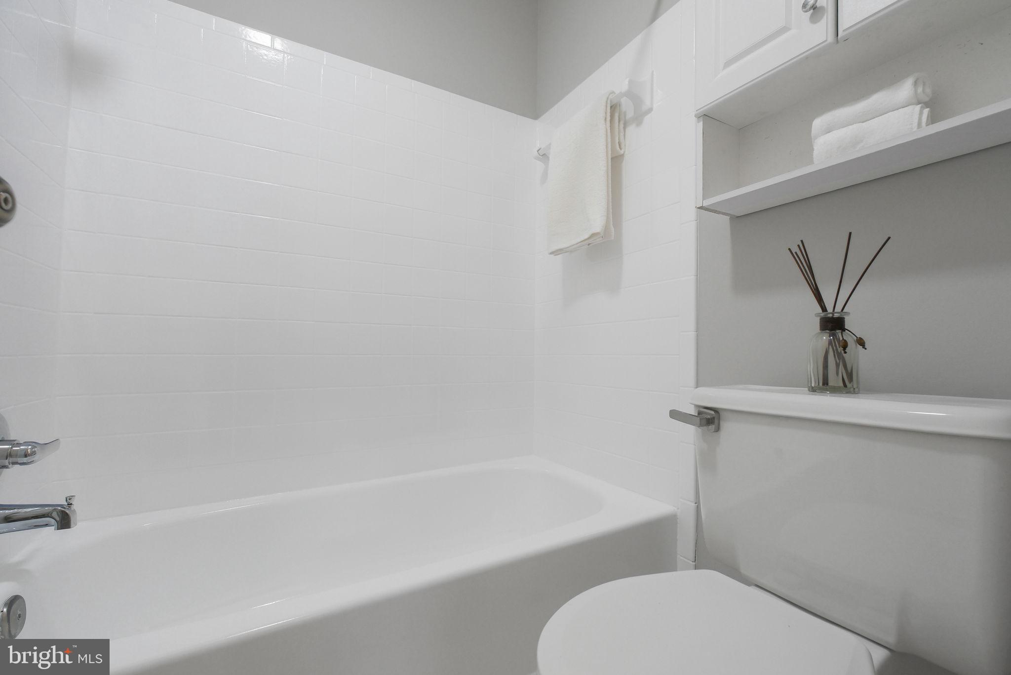 16 S MANCHESTER STREET