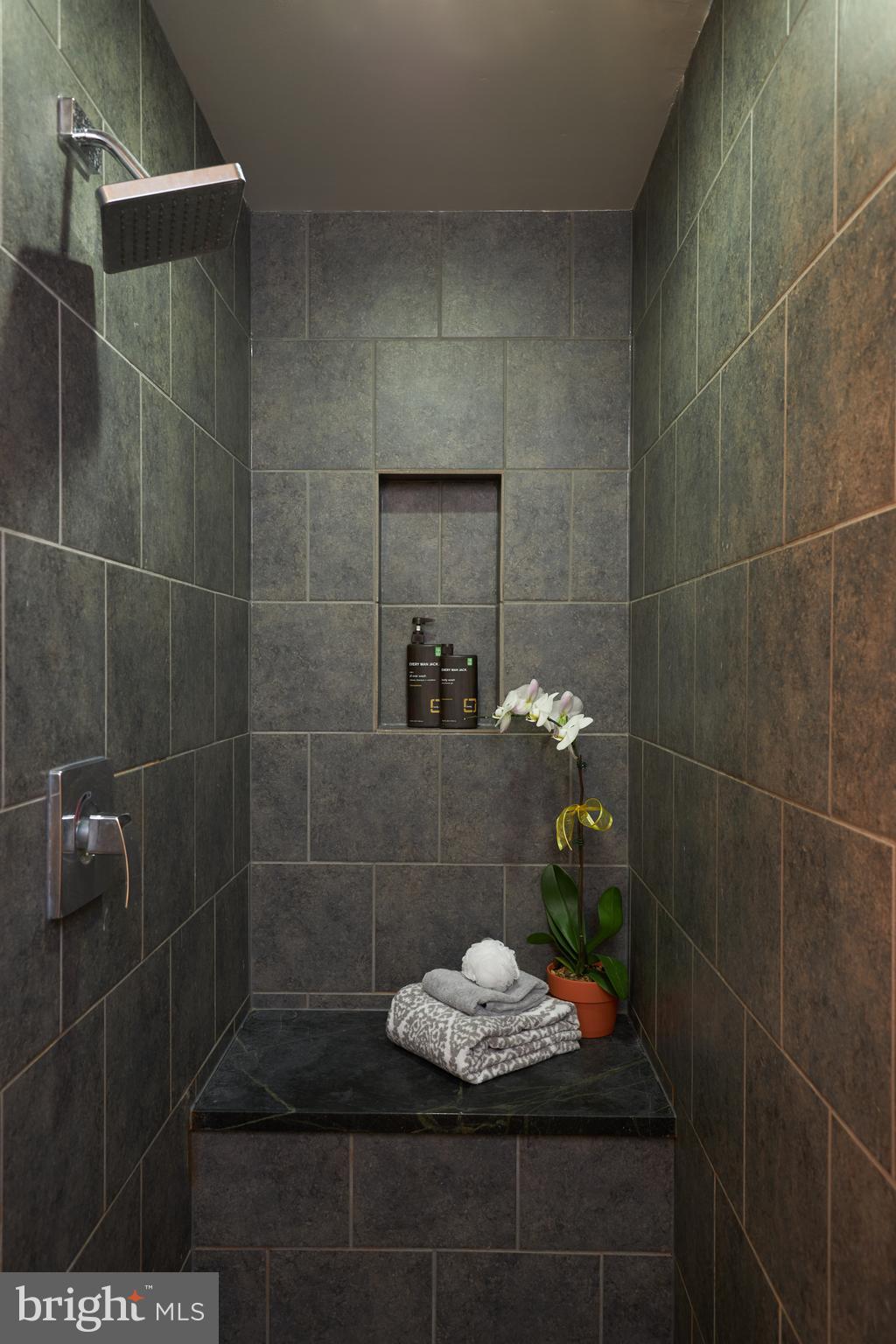 1011 ARLINGTON BOULEVARD 1102