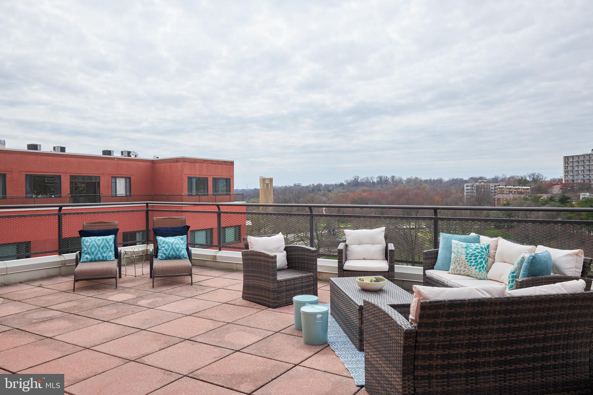 1011 ARLINGTON BOULEVARD 1102