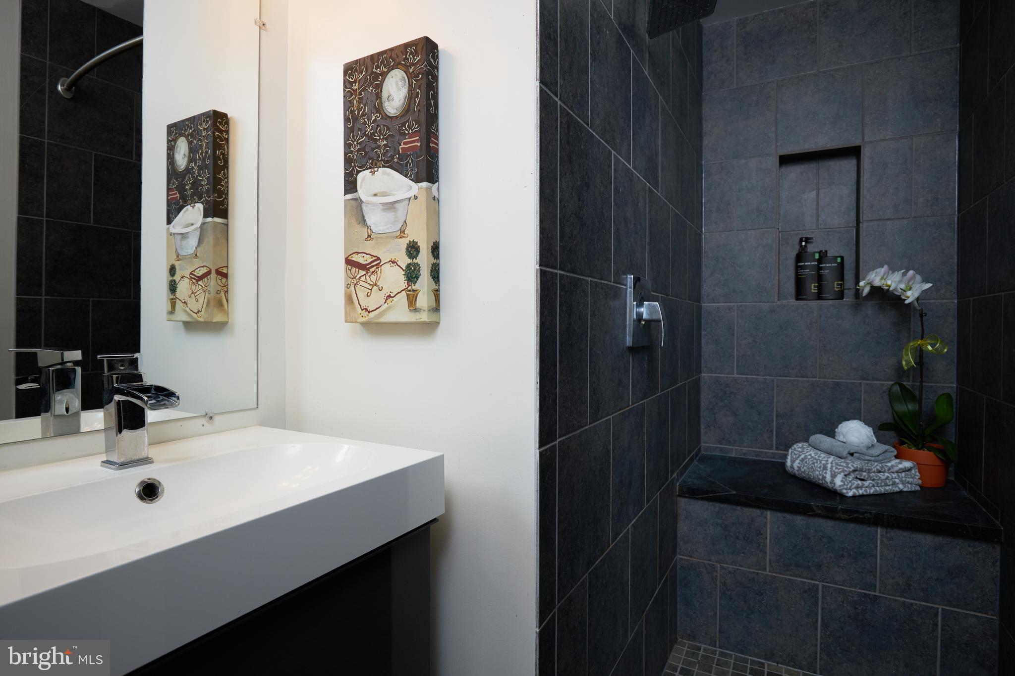 1011 ARLINGTON BOULEVARD 1102