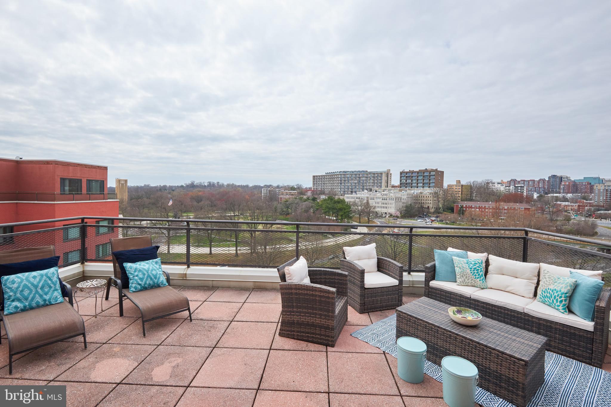 1011 ARLINGTON BOULEVARD 1102