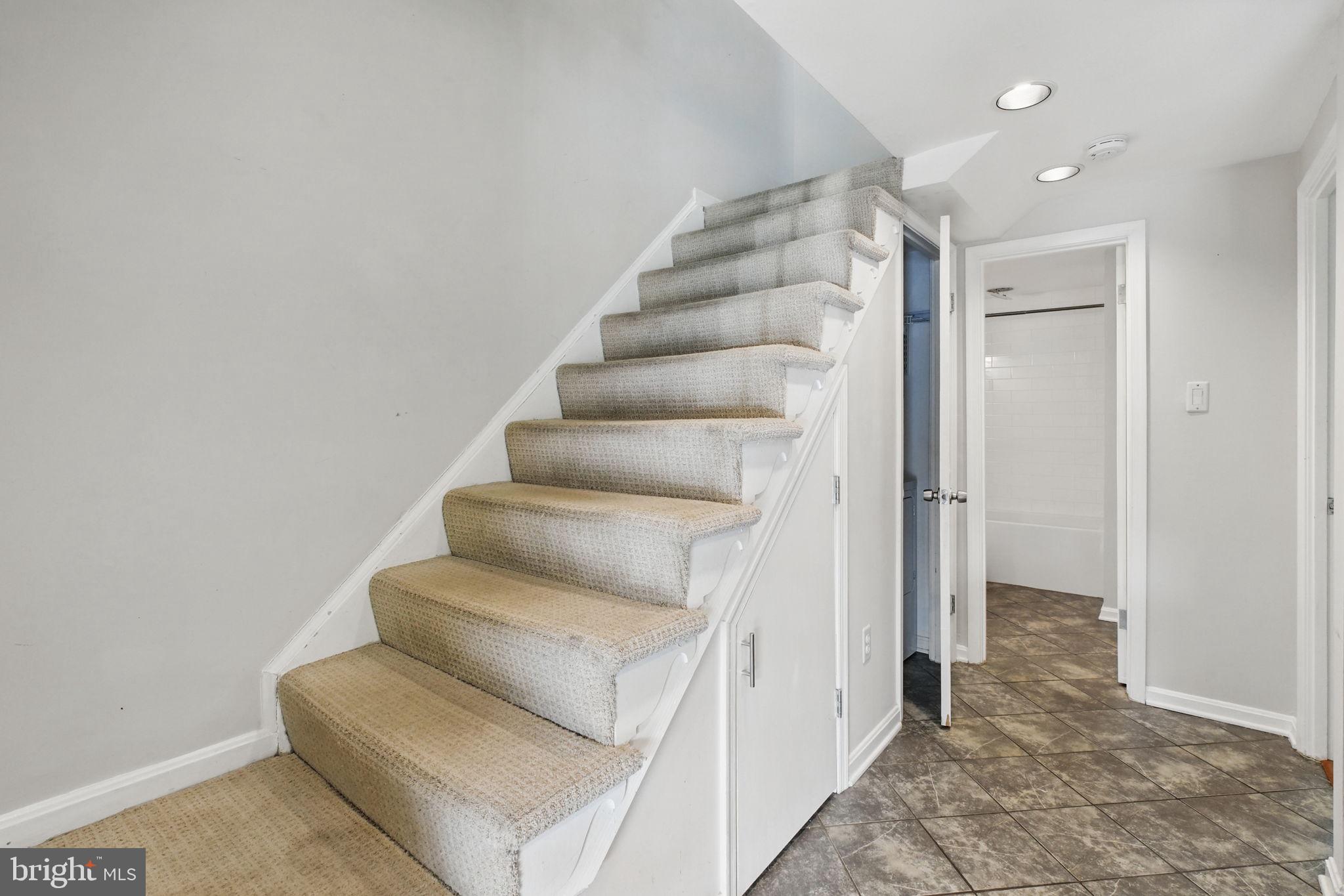 62 N BEDFORD STREET 62B