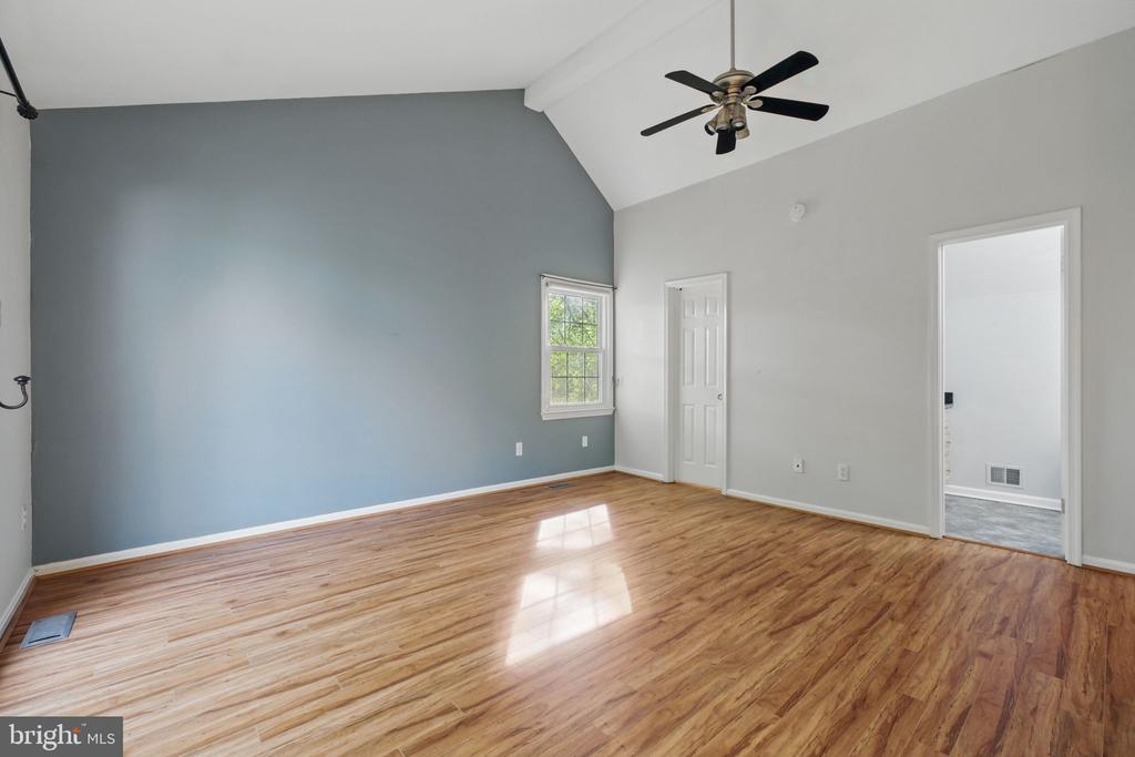 62 N BEDFORD STREET Unit: 62B