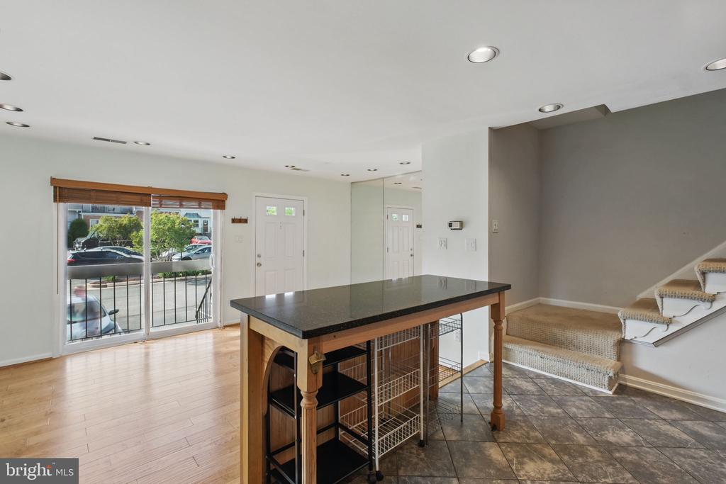 62 N BEDFORD STREET Unit: 62B