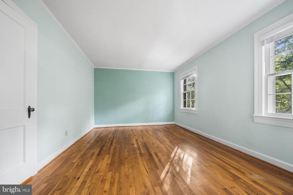 1400 S BARTON STREET S Unit: 424