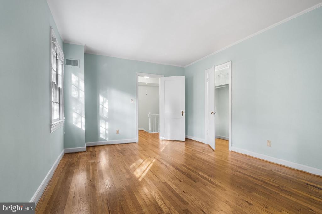 1400 S BARTON STREET S Unit: 424