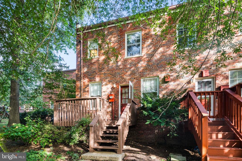 1400 S BARTON STREET S Unit: 424