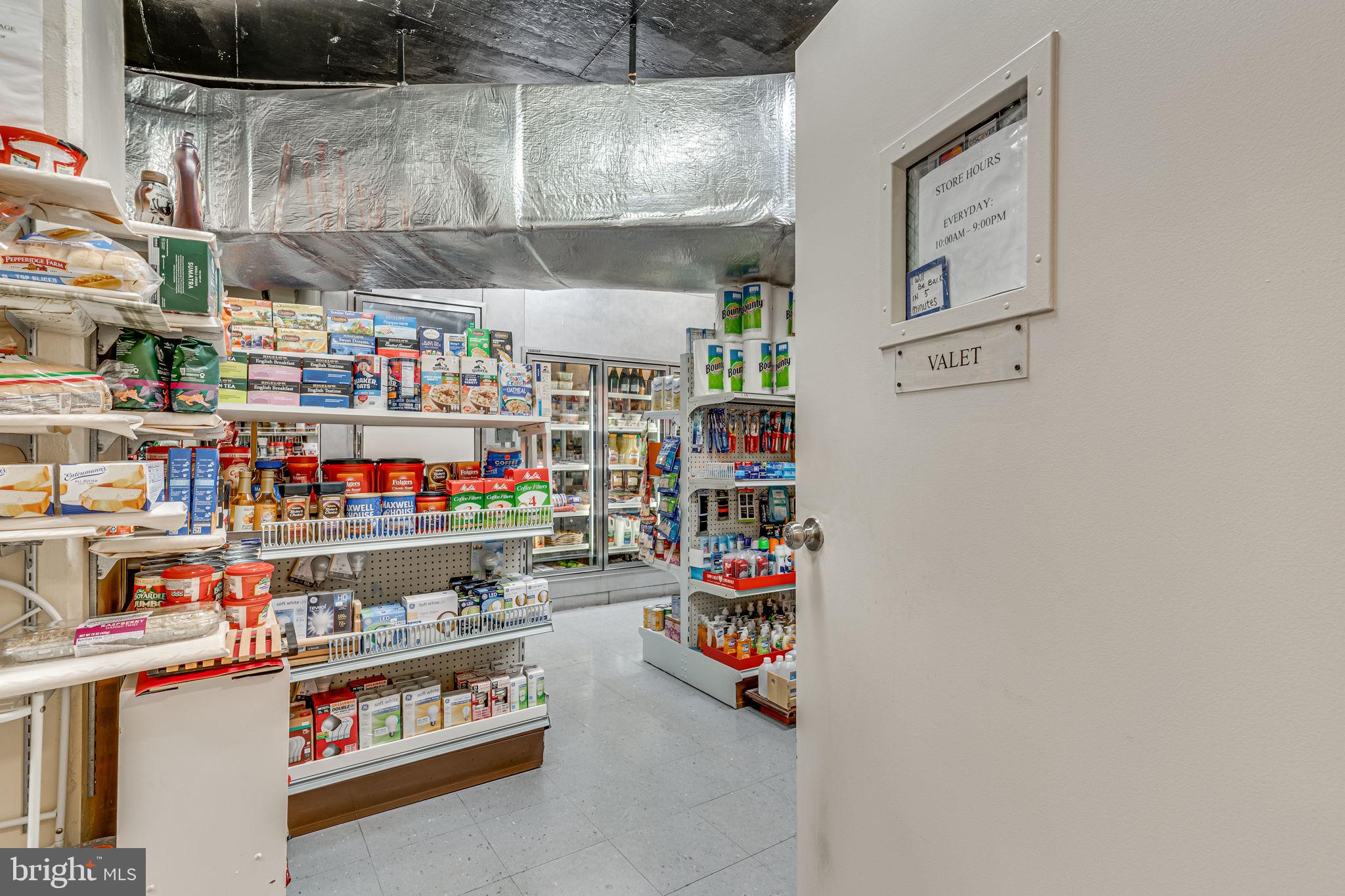 501 Slaters Ln #1005