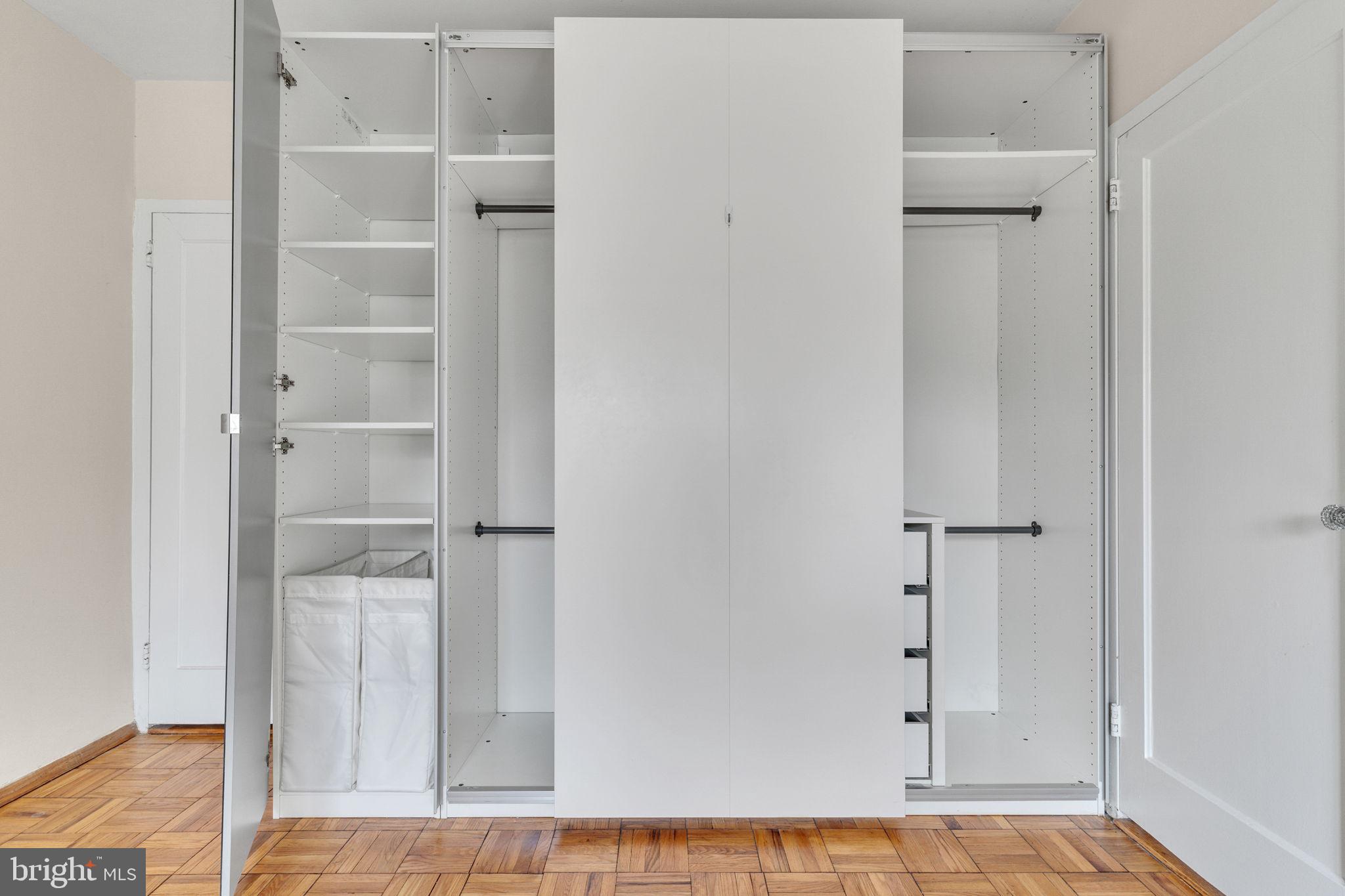 3429 MARTHA CUSTIS DR