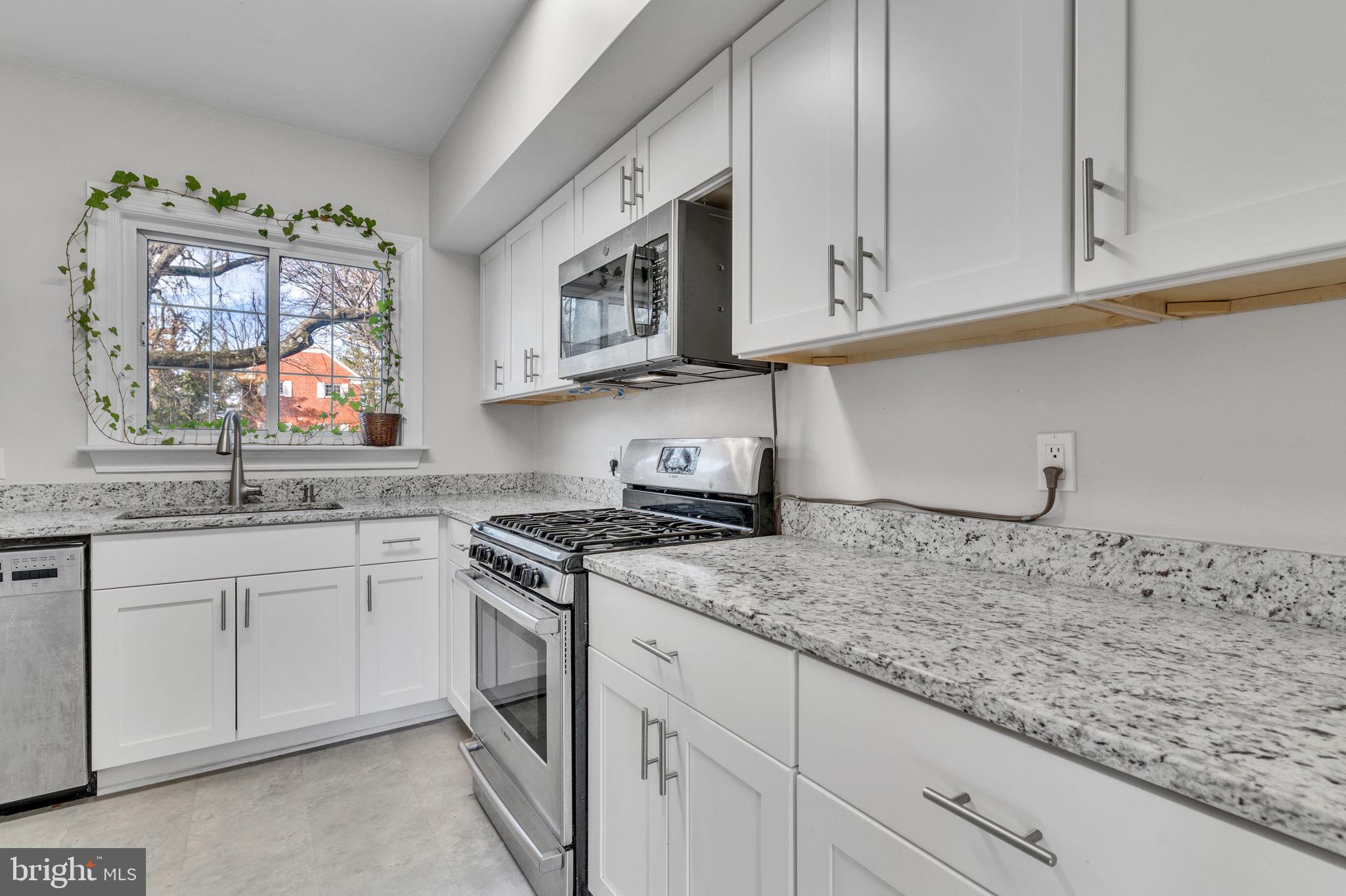 3429 MARTHA CUSTIS DR