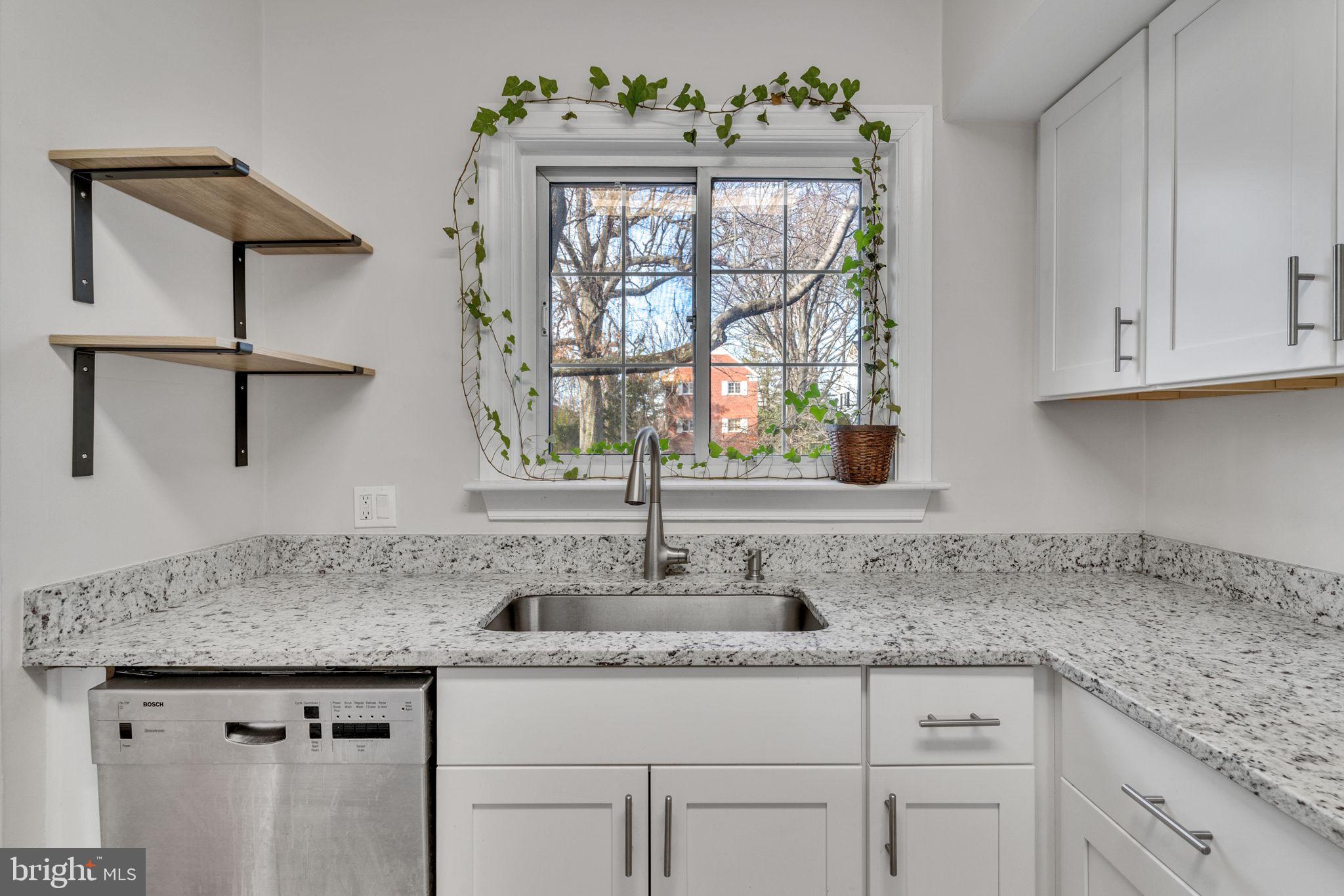 3429 MARTHA CUSTIS DR