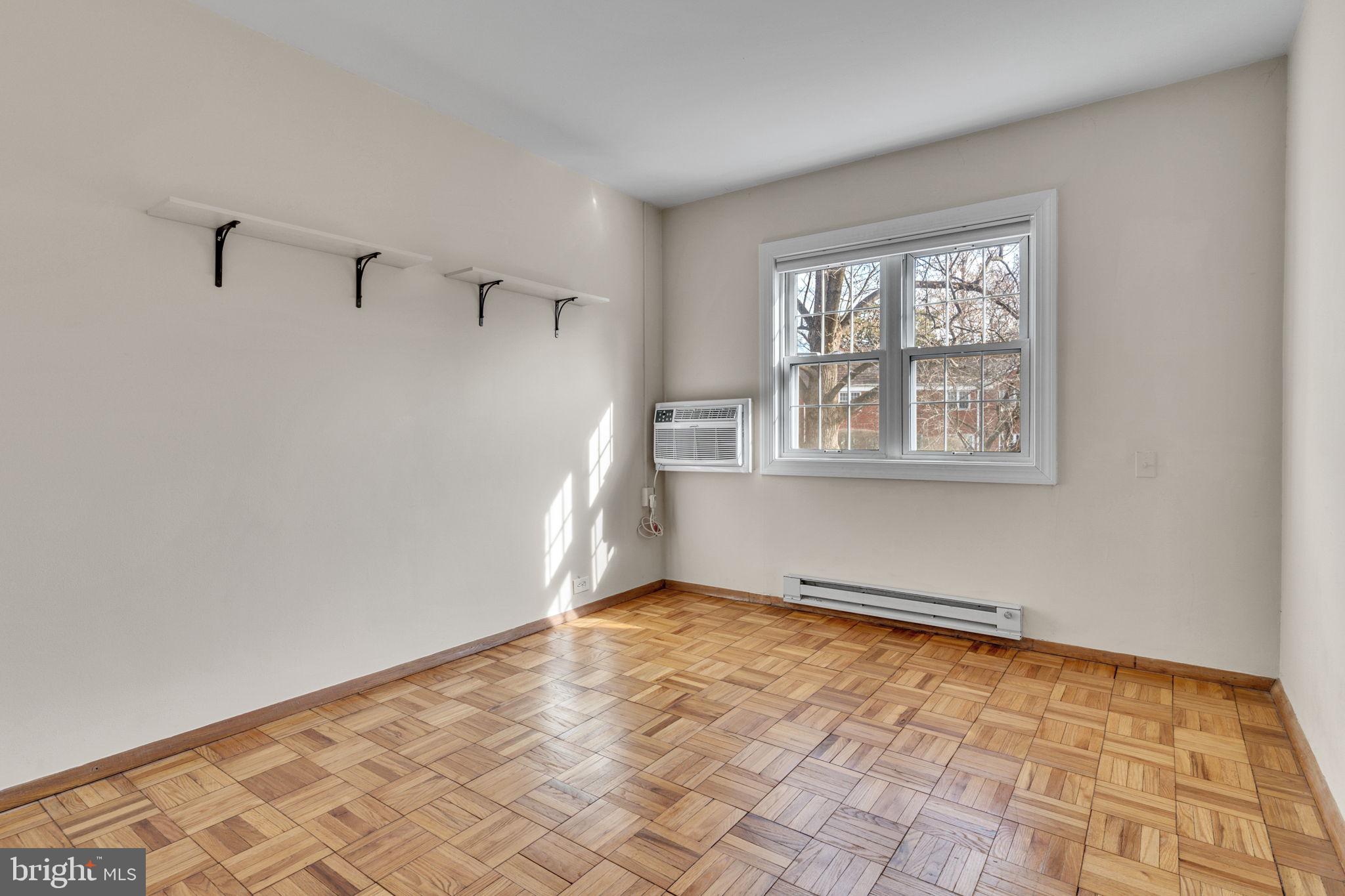 3429 MARTHA CUSTIS DR