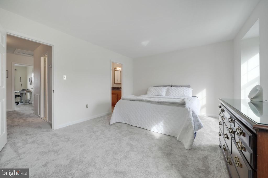 2731 Franklin Ct