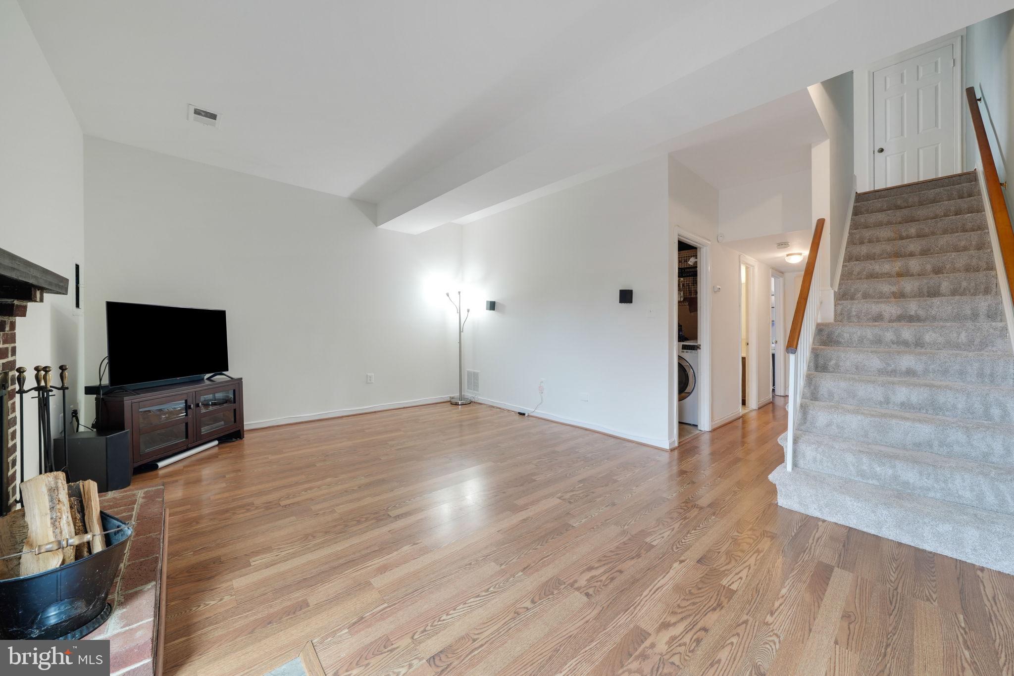 2731 Franklin Ct