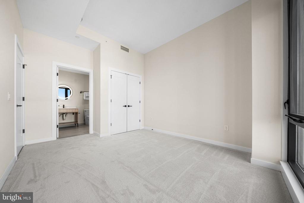 255 W FALLS STATION BOULEVARD 704
