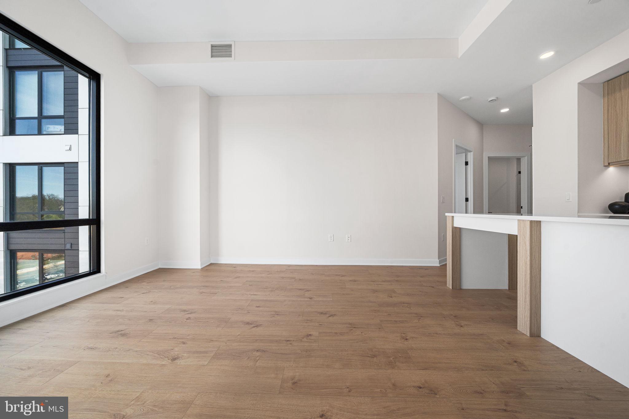 255 W FALLS STATION BOULEVARD 704