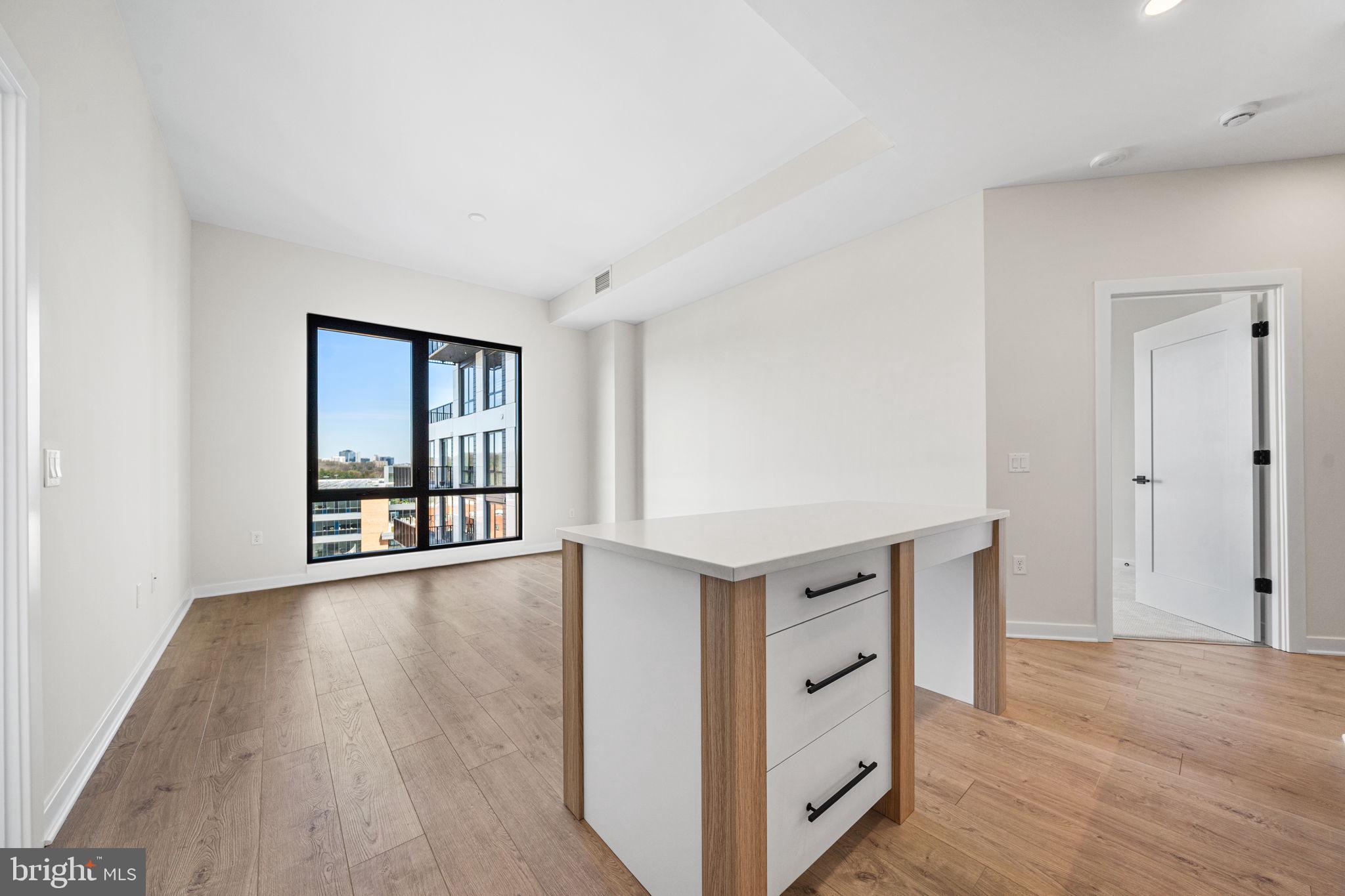 255 W FALLS STATION BOULEVARD 704