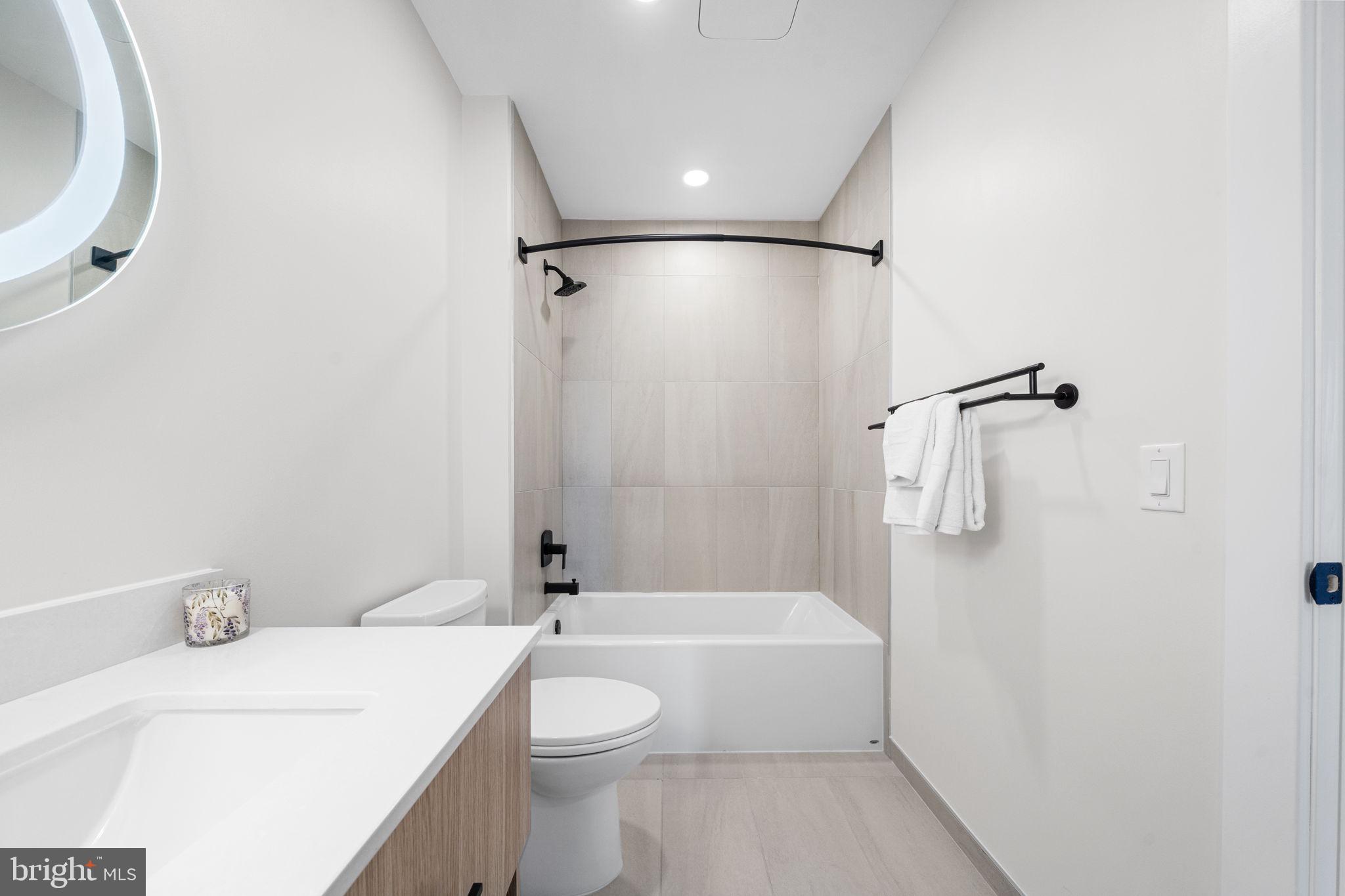 255 W FALLS STATION BOULEVARD 704