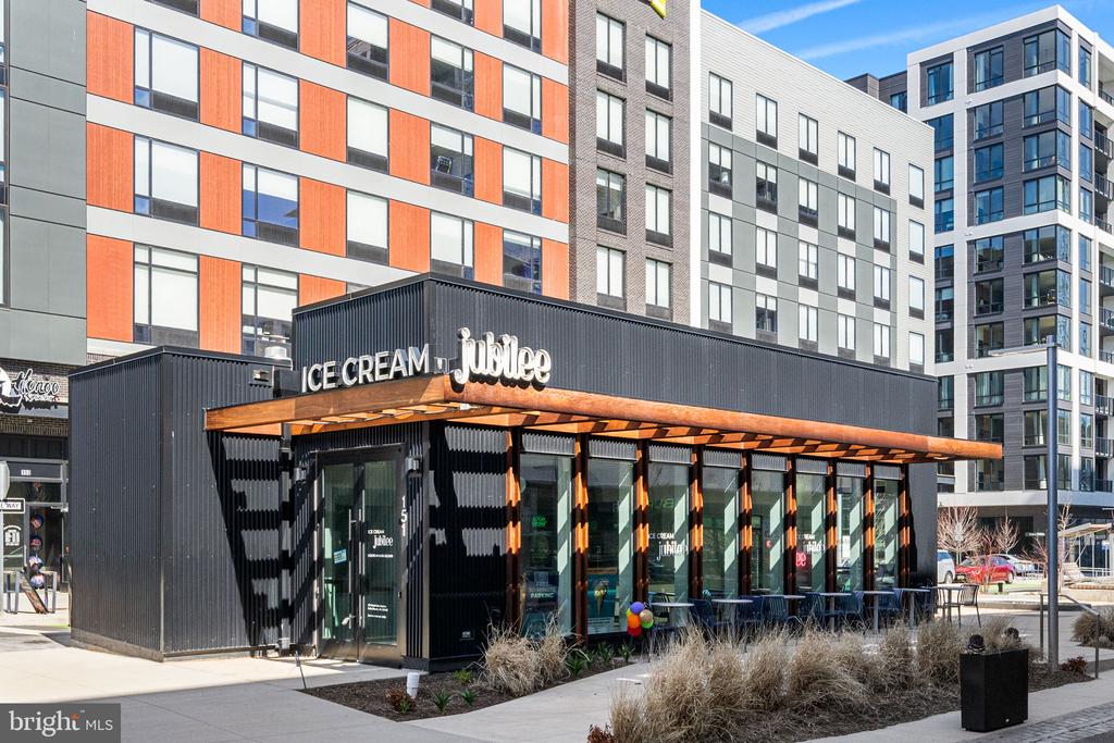 255 W FALLS STATION BOULEVARD 704