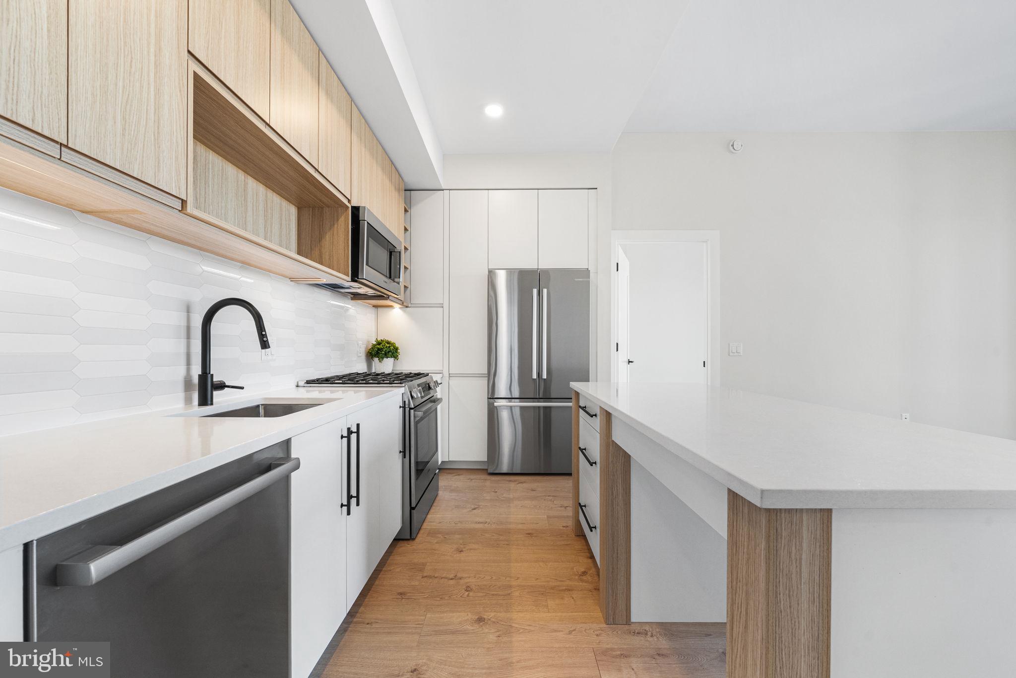 255 W FALLS STATION BOULEVARD 704