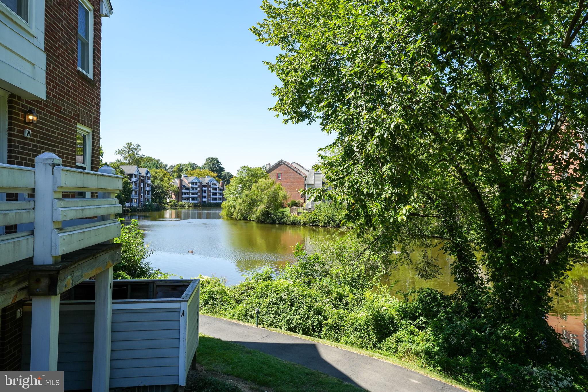 7592-A Lakeside Village Dr #7592a