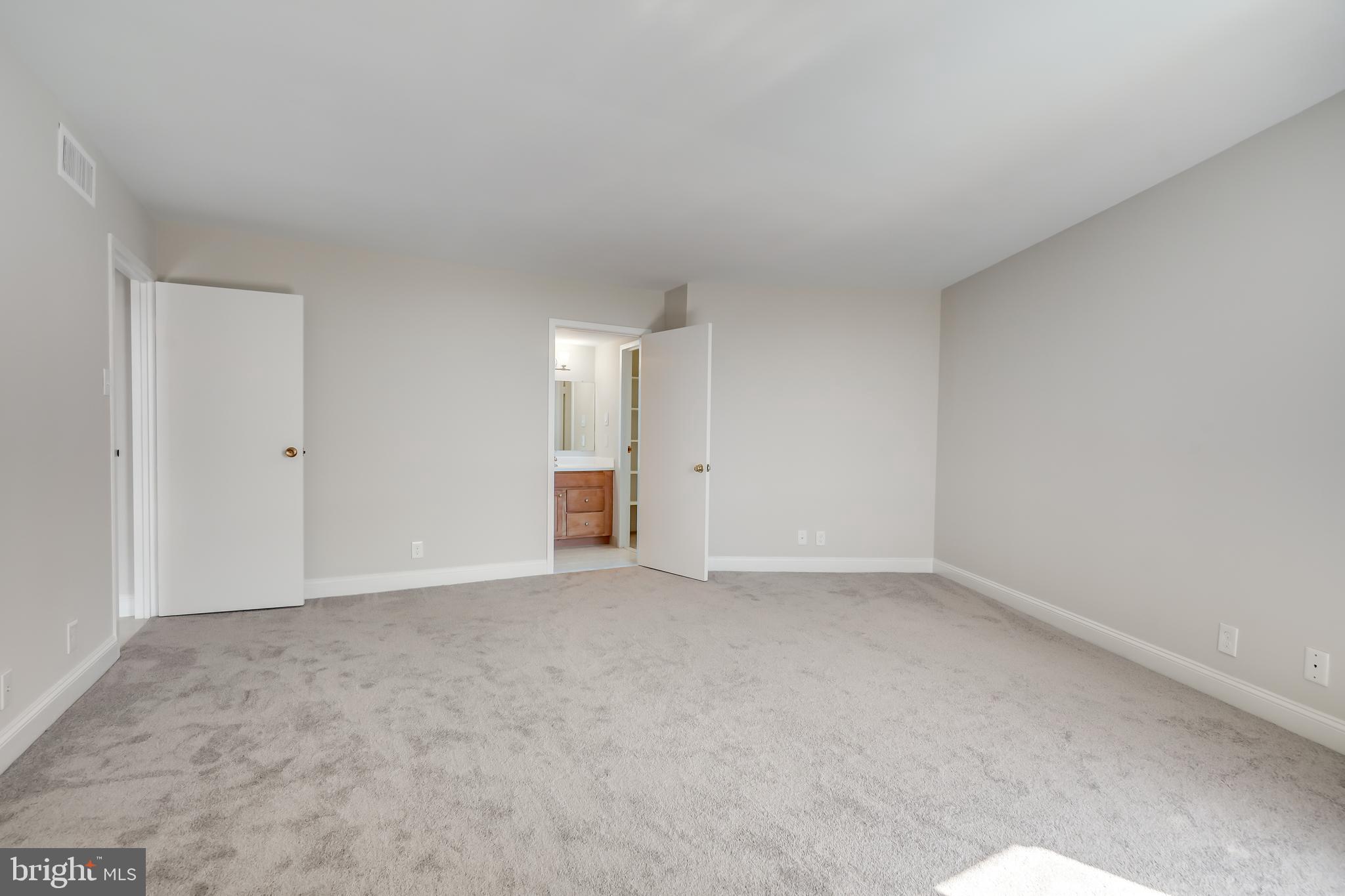 6800 Fleetwood Rd #1212