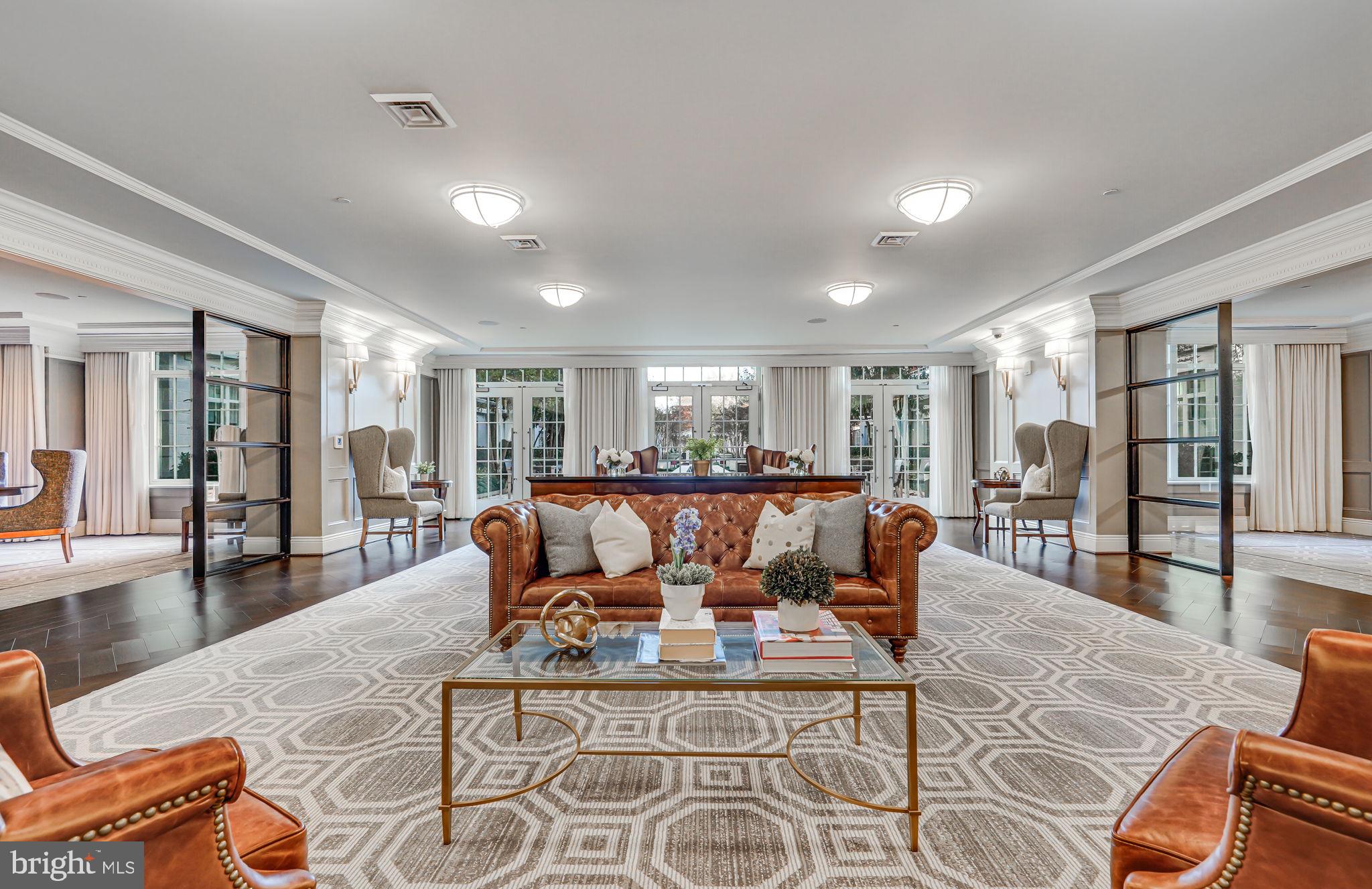 6900 Fleetwood Rd #201