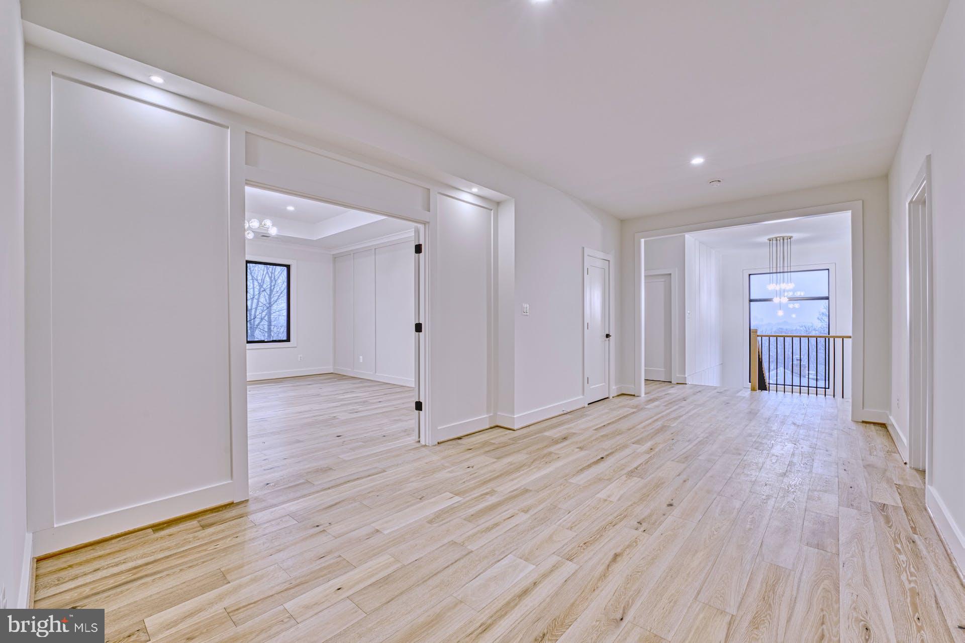 2242 Highland Ave