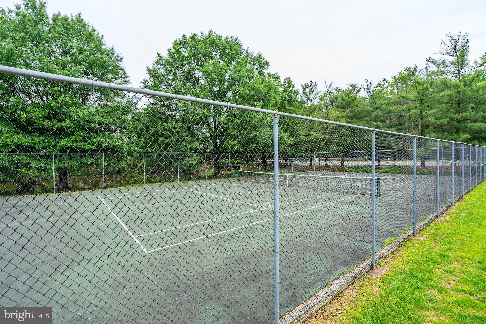 2950 Yarling Ct #2950