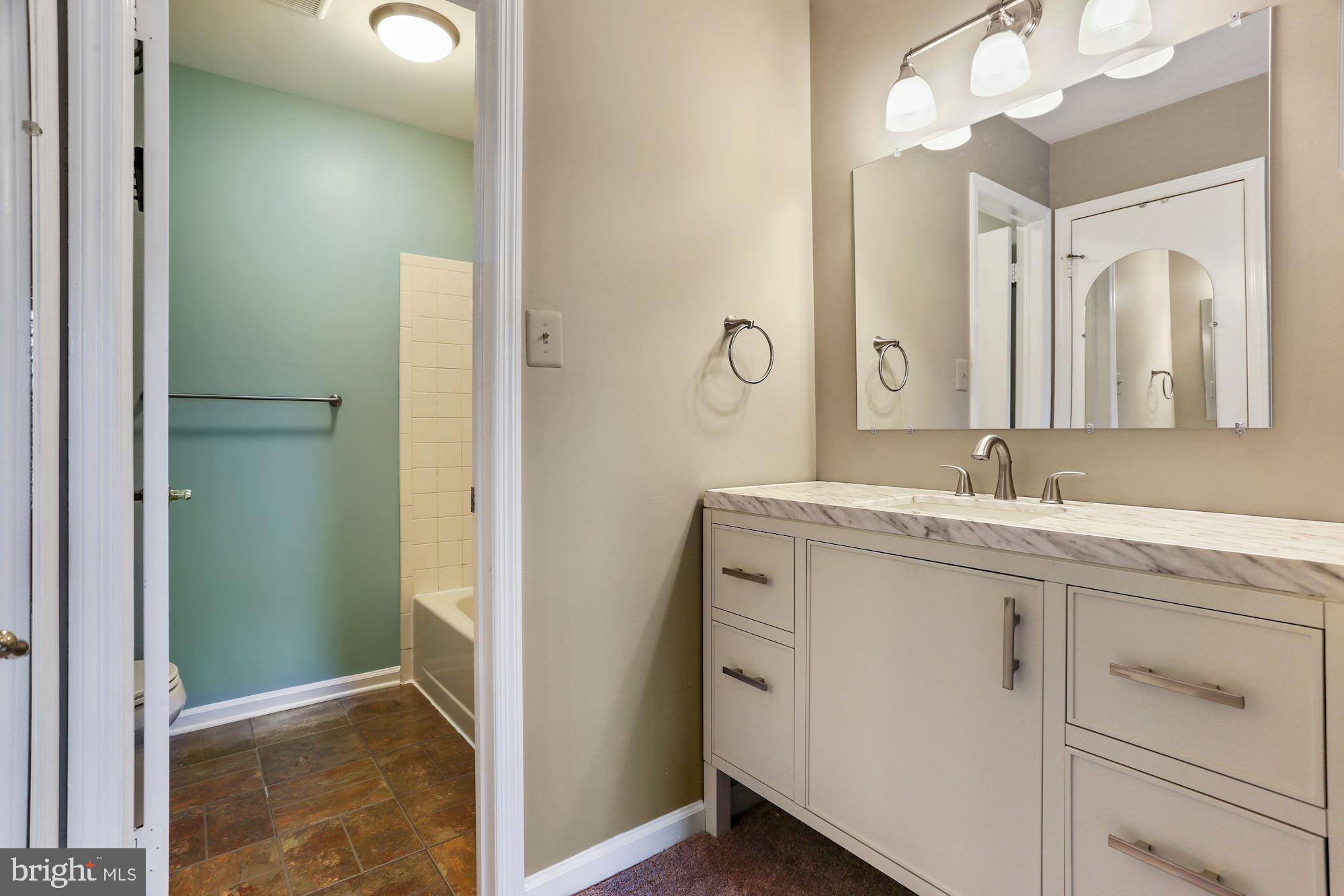 2950 Yarling Ct #2950