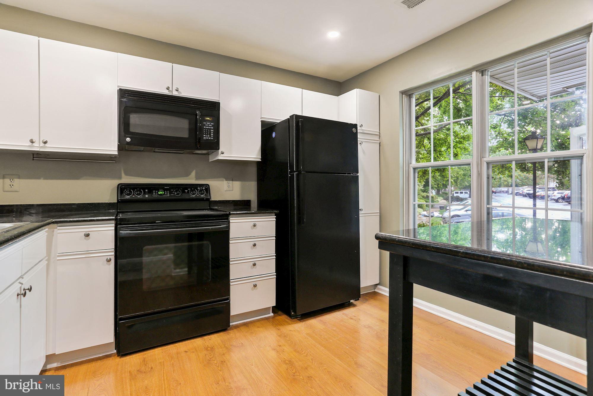 2950 Yarling Ct #2950