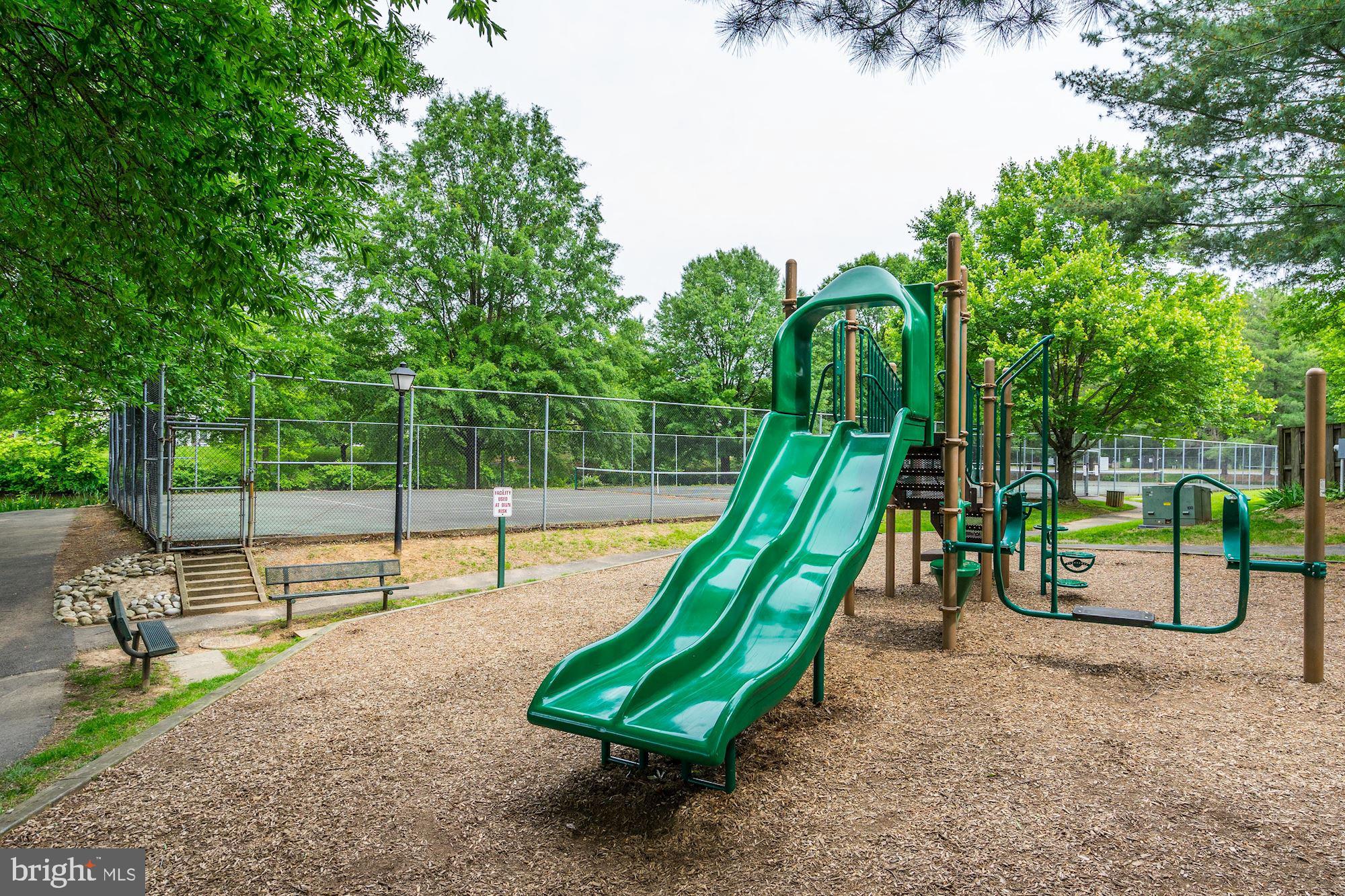 2950 Yarling Ct #2950