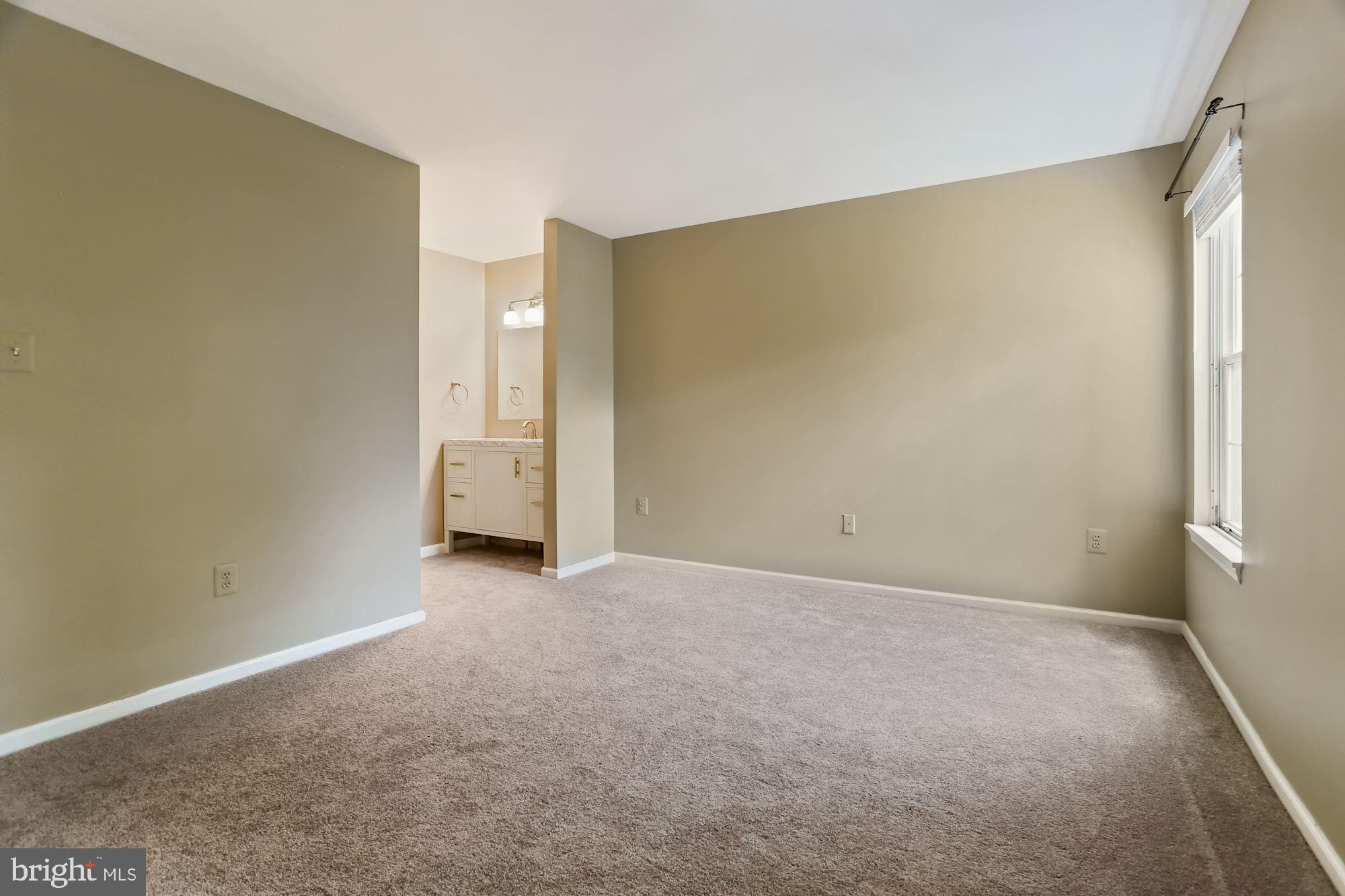 2950 Yarling Ct #2950