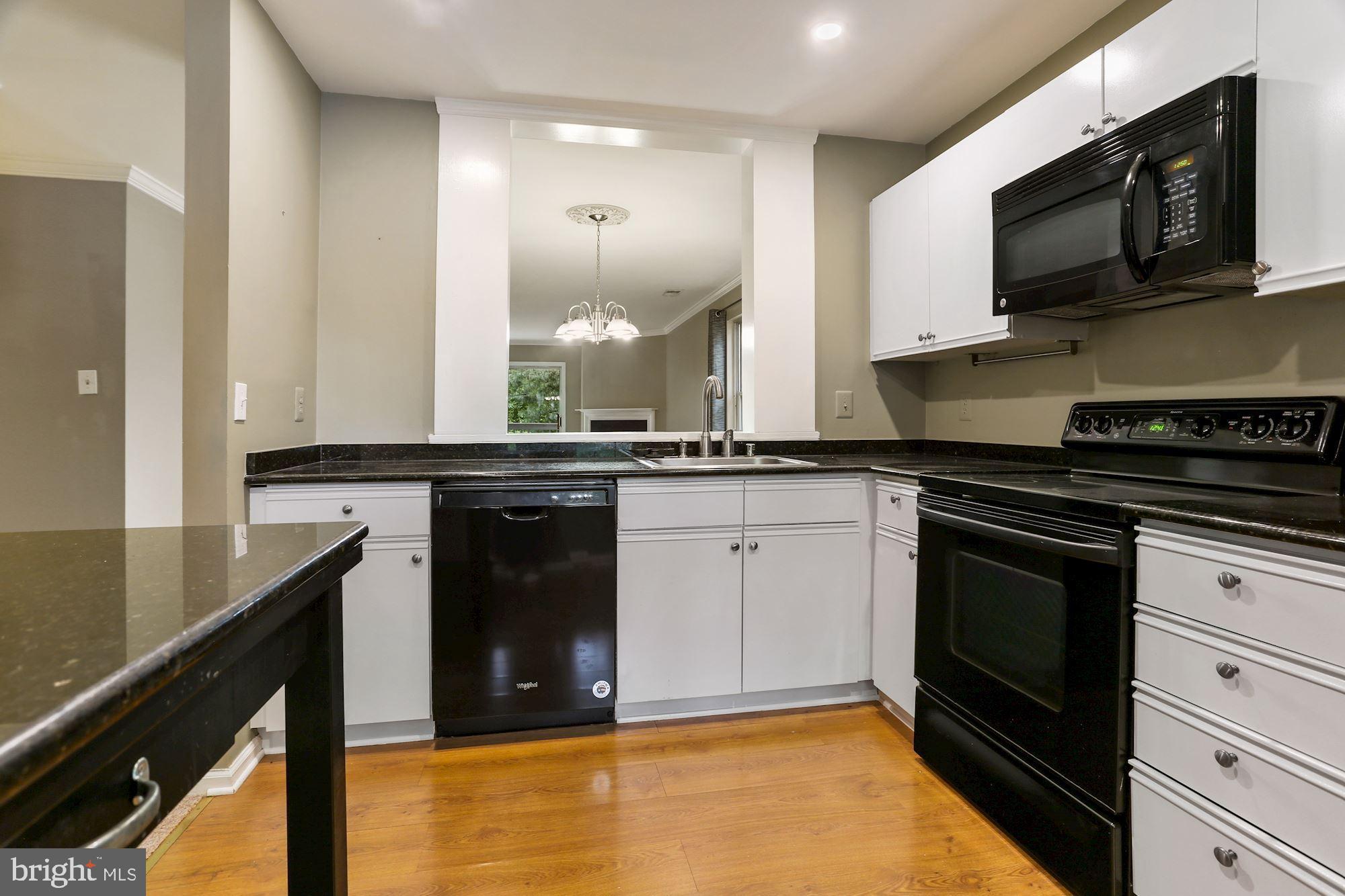 2950 Yarling Ct #2950