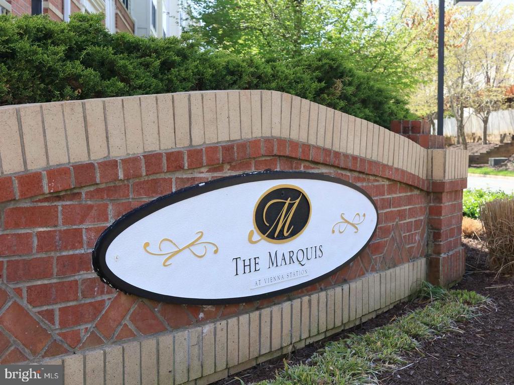 2791 CENTERBORO DR #91