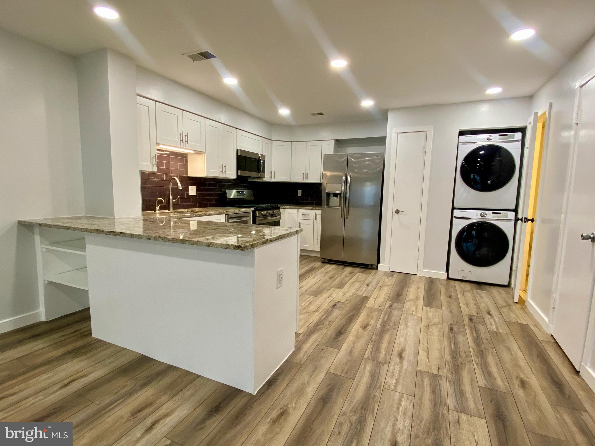 3871-B STEPPES CT #3871B