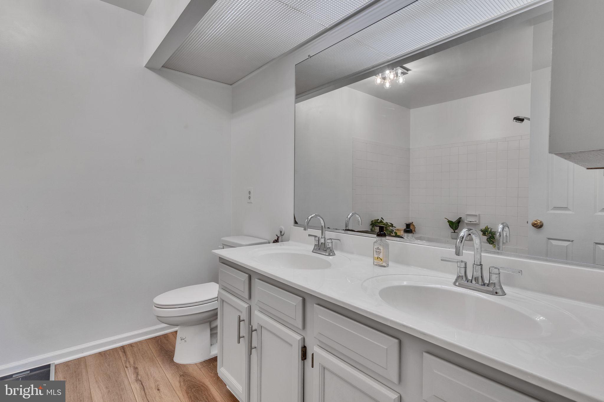 4508-I Hazeltine Ct #I