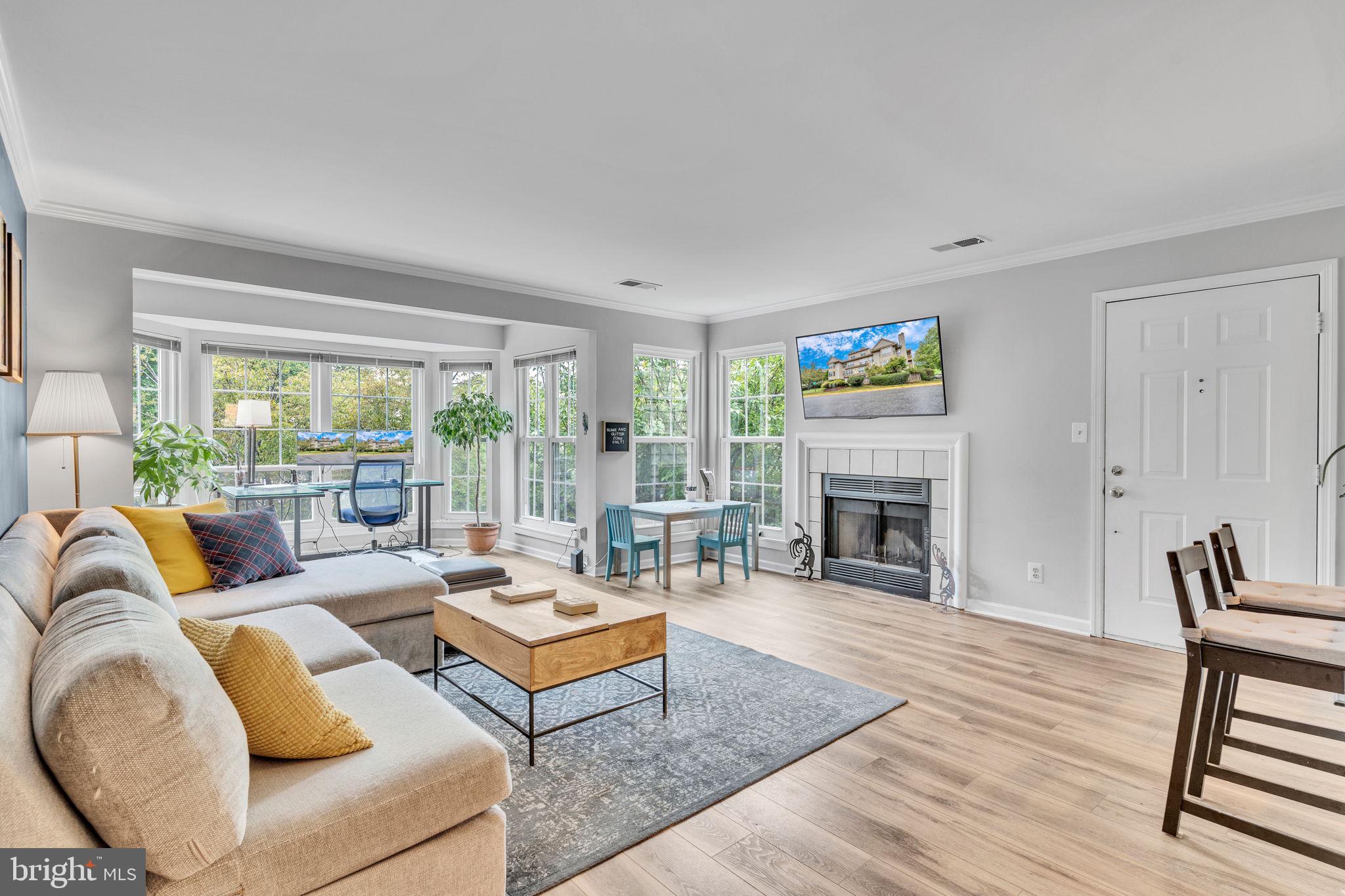 4508-I Hazeltine Ct #I