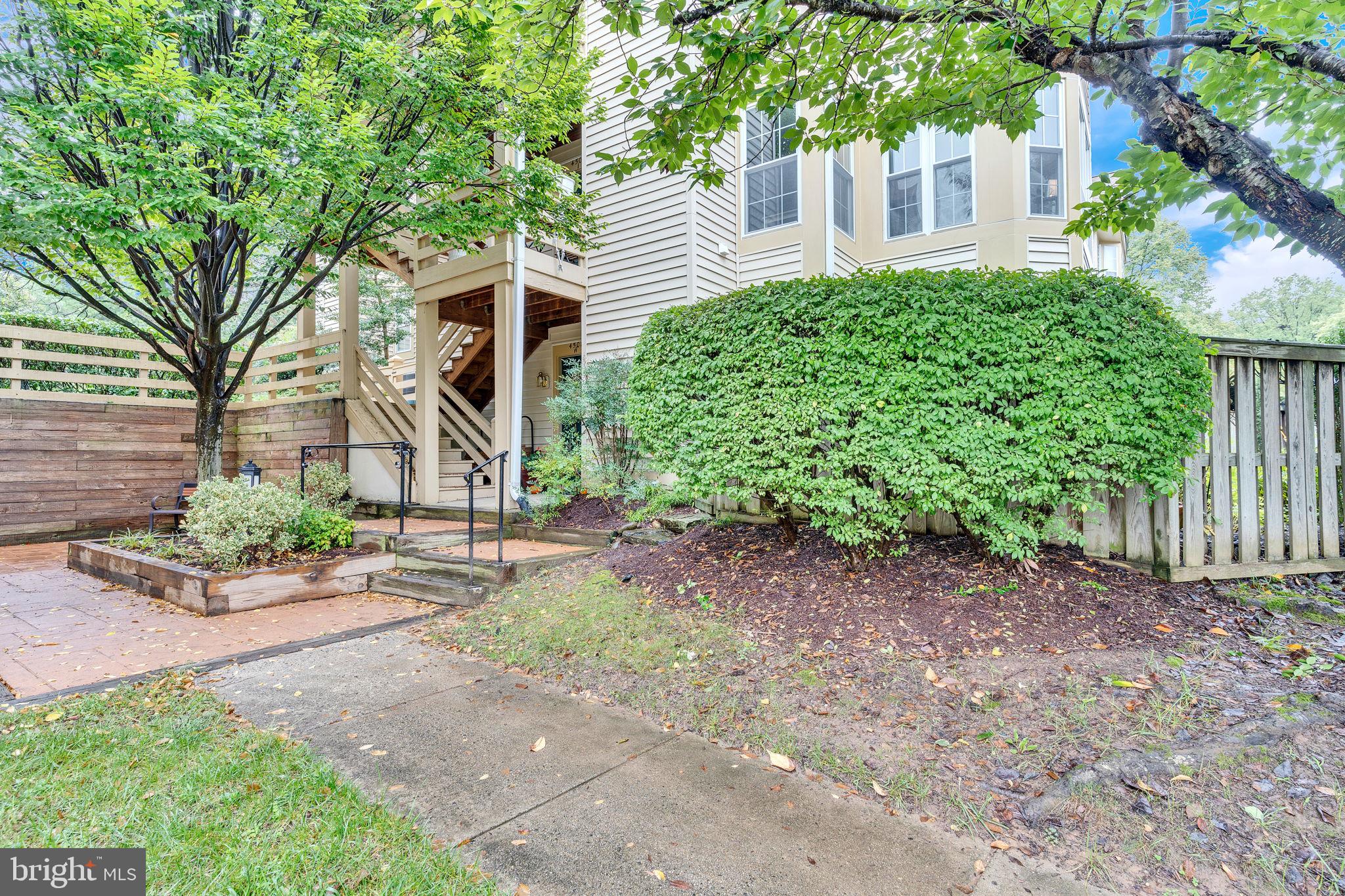 4508-I Hazeltine Ct #I