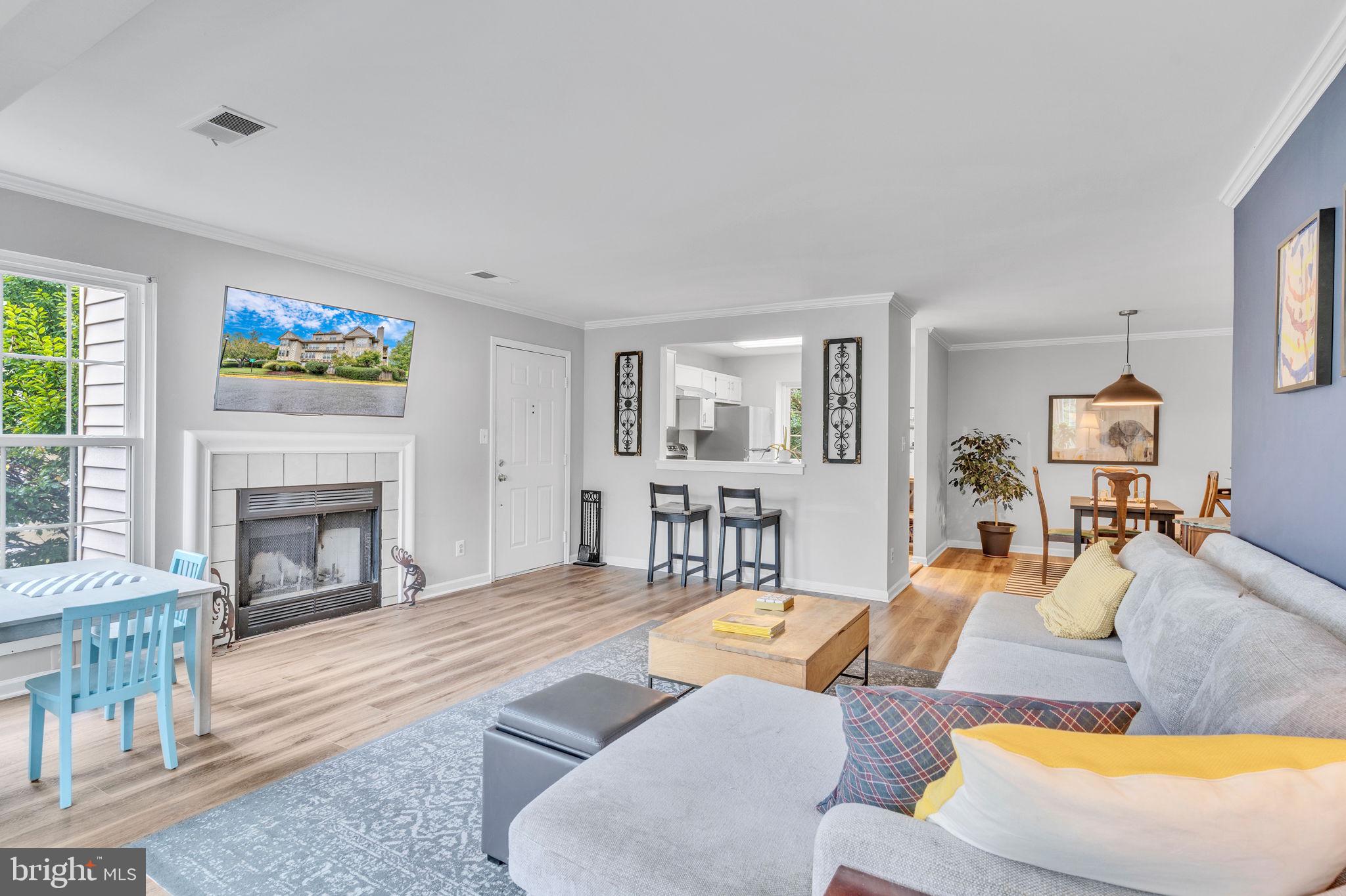 4508-I Hazeltine Ct #I