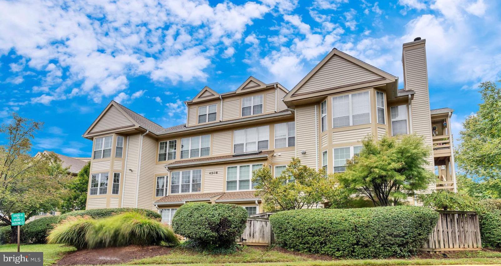 4508-I Hazeltine Ct #I