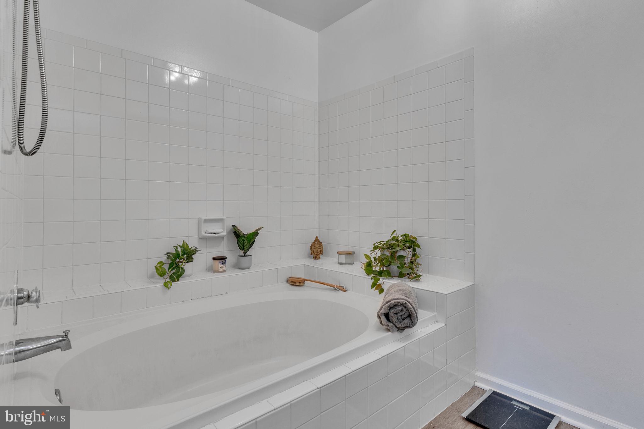 4508-I Hazeltine Ct #I