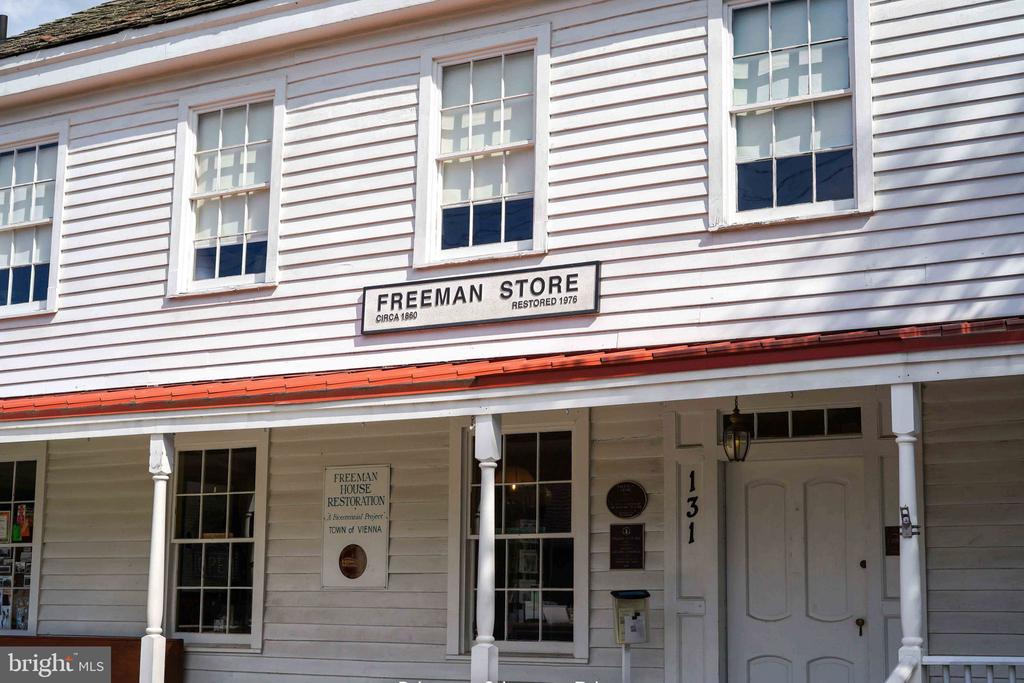 118 Elm St SW