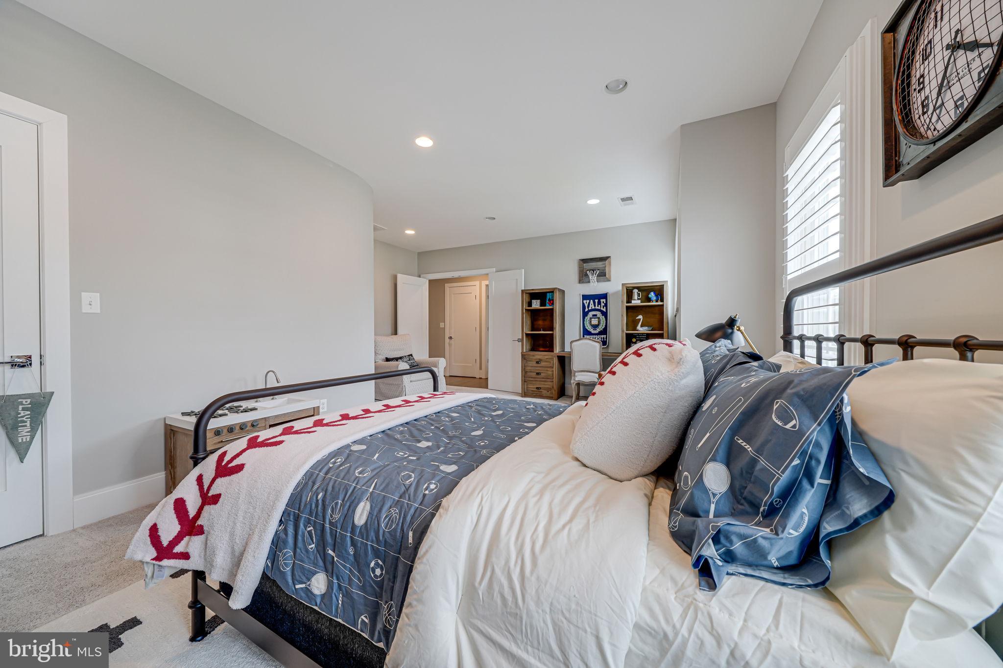 118 Elm St SW