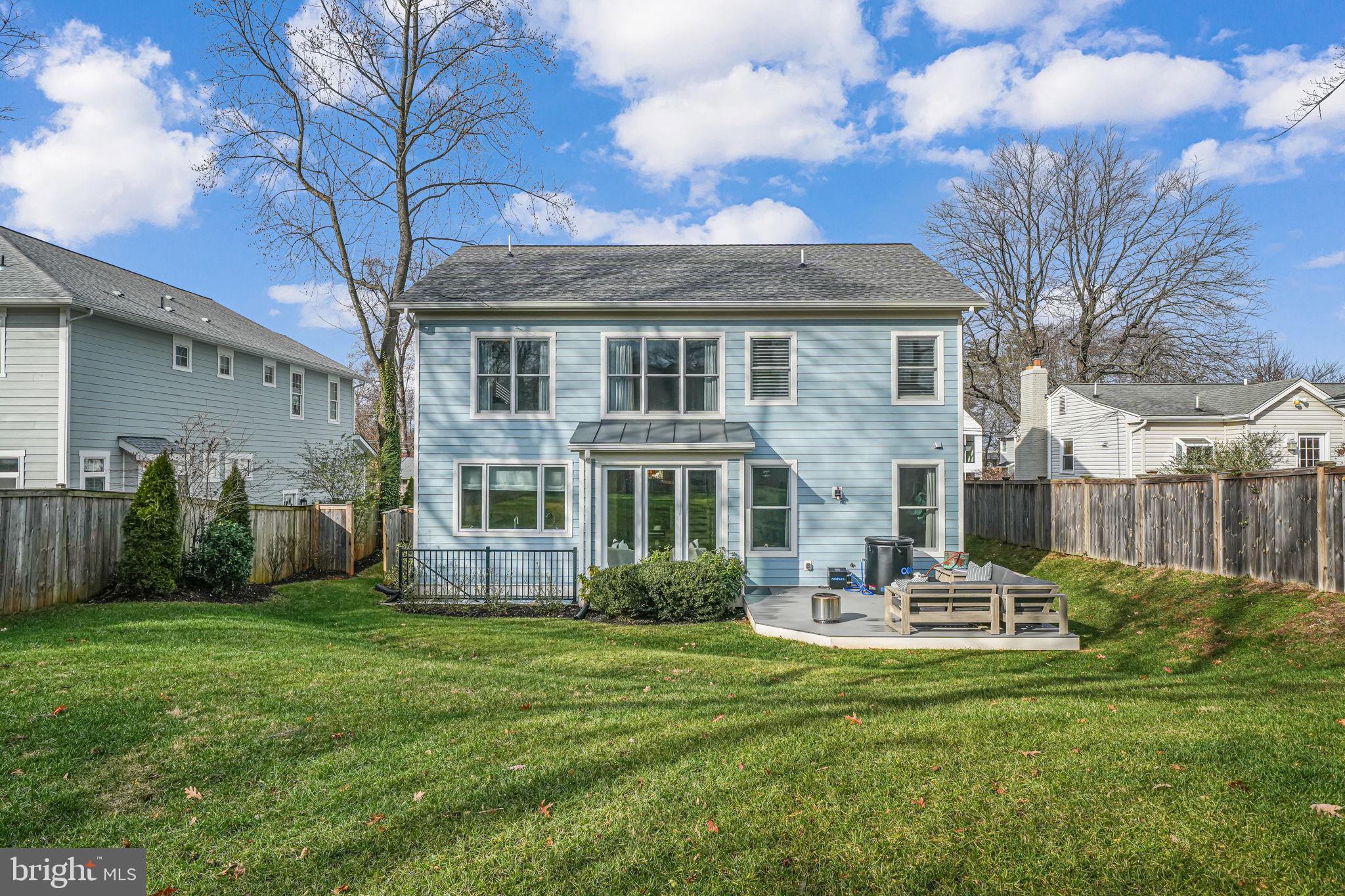 118 Elm St SW